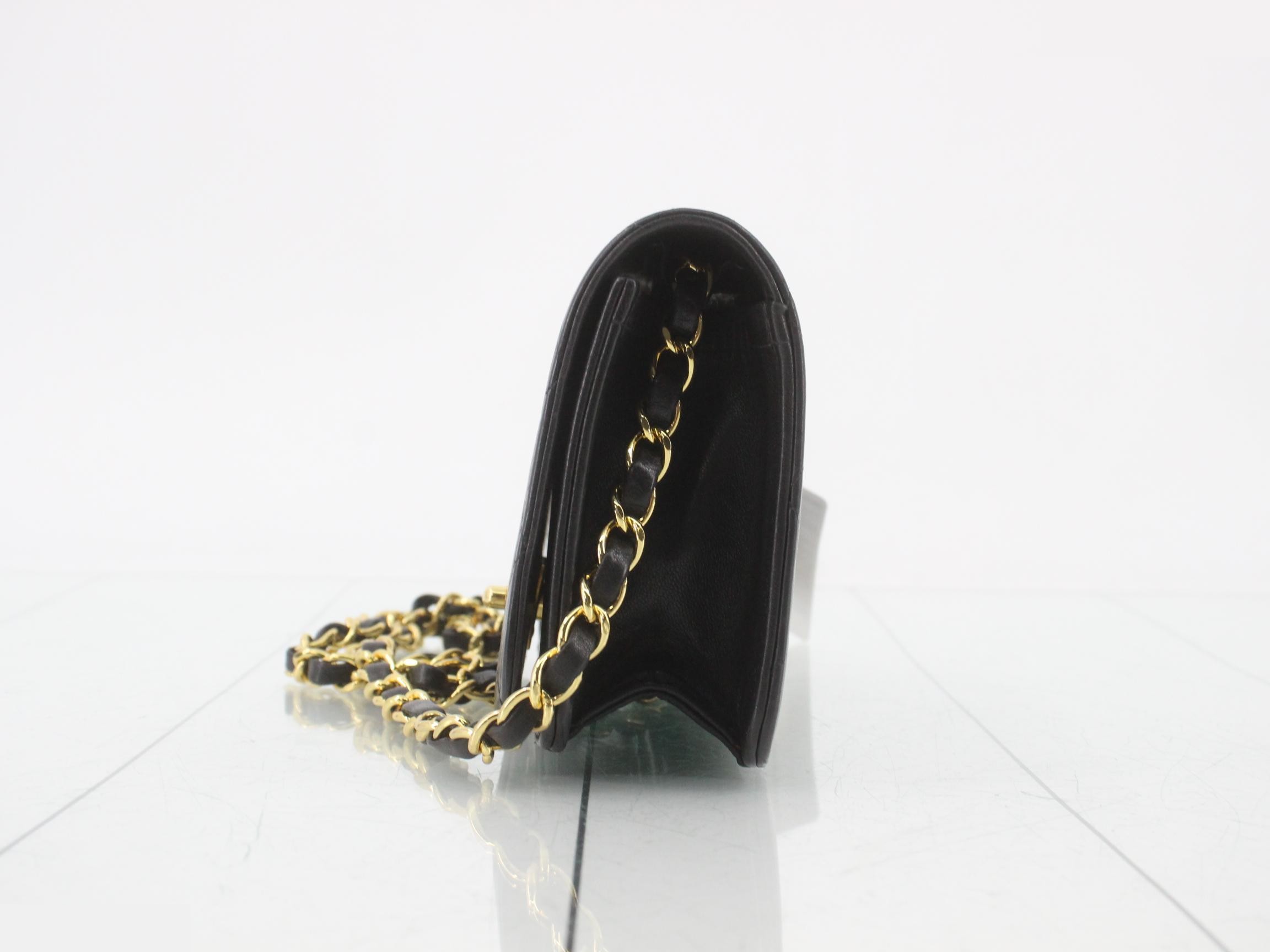 Mini Matelassé (Bag) - Shoulder Bag — view 3