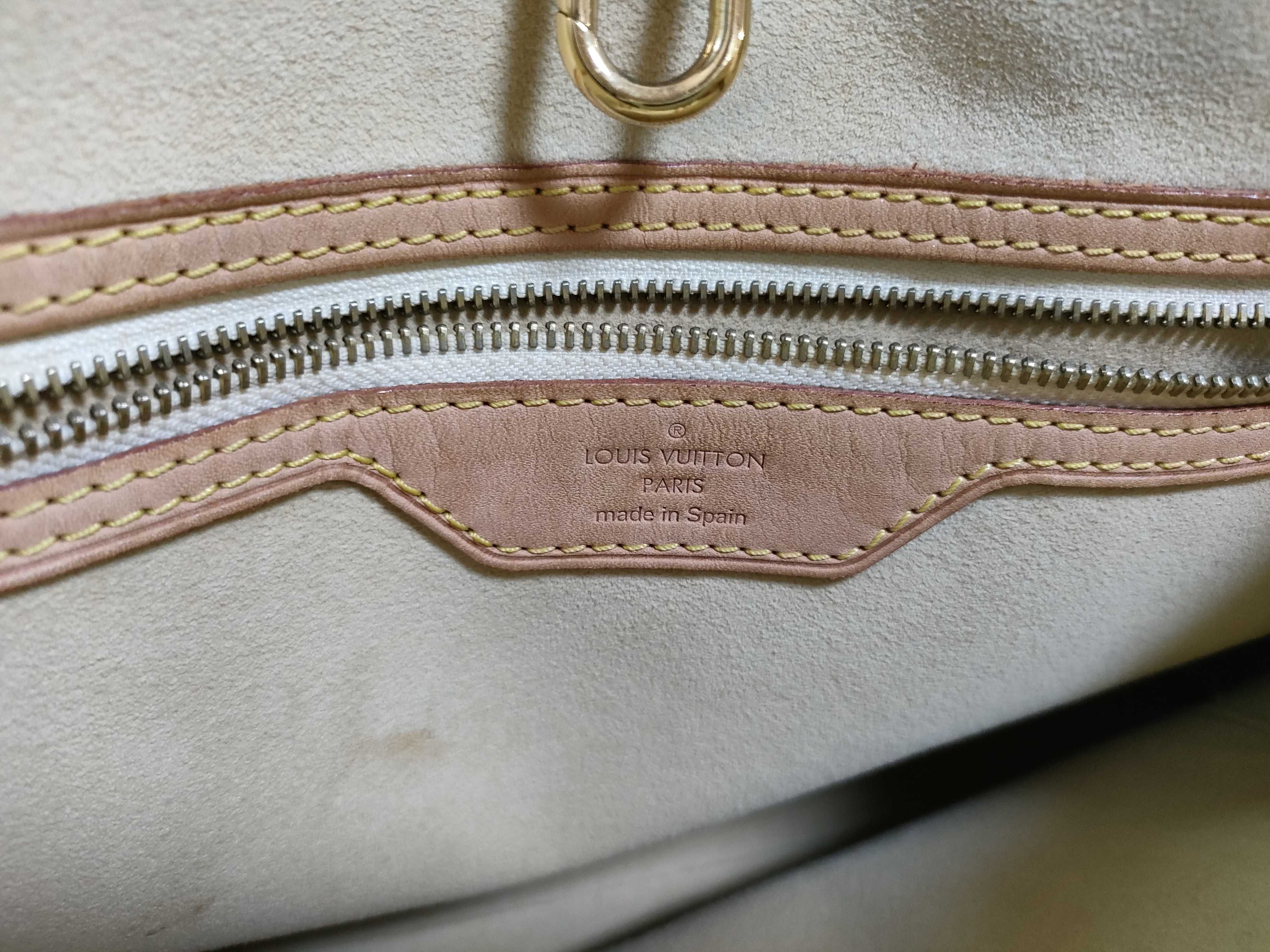 Damier Azur PH- Damier Azur Canvas Hampstead Shoulder Bag White N Tote Bag — view 9