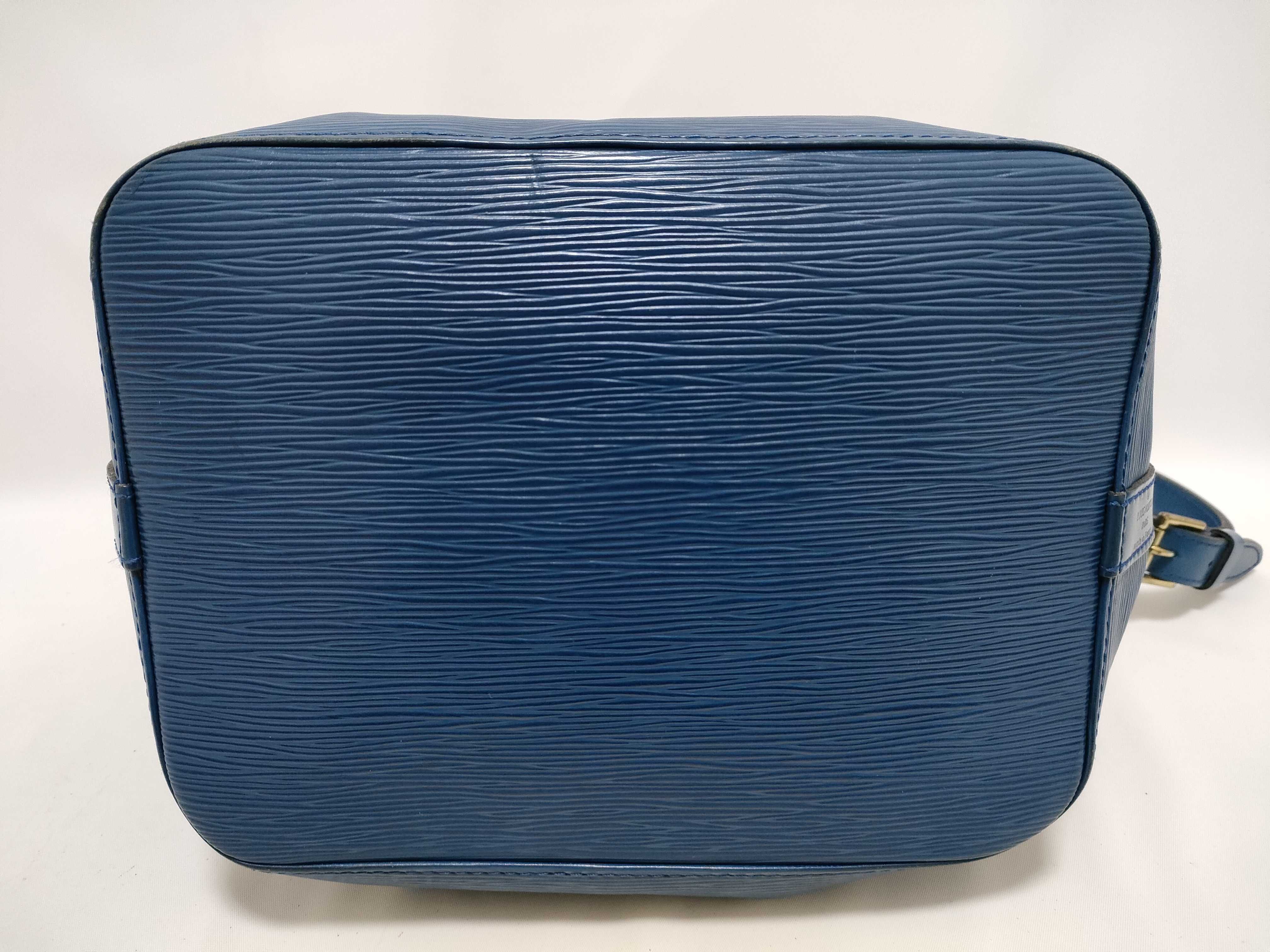 Epi Leather Petit Noé Shoulder Bag, Blue, M44105 AR0914 — view 7