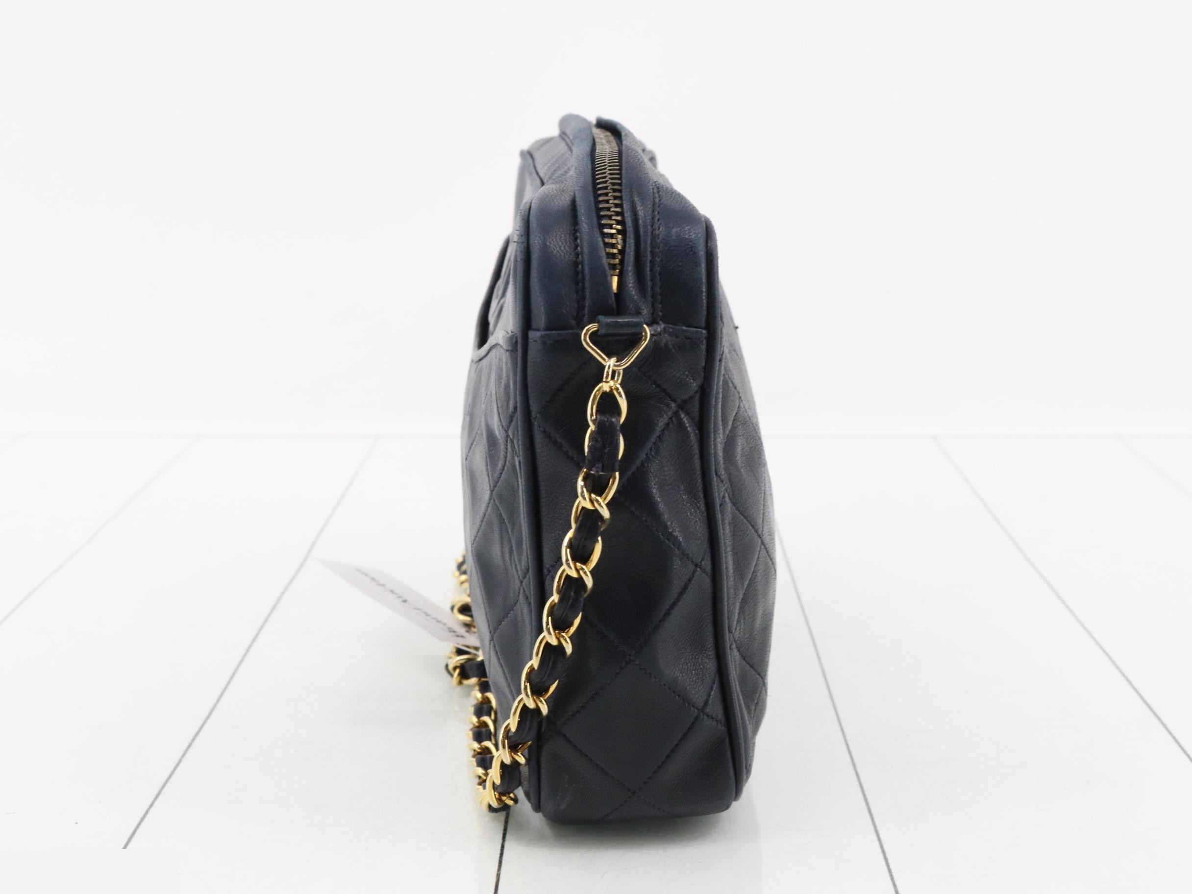 Matelassé (bag) - Shoulder bag — view 3