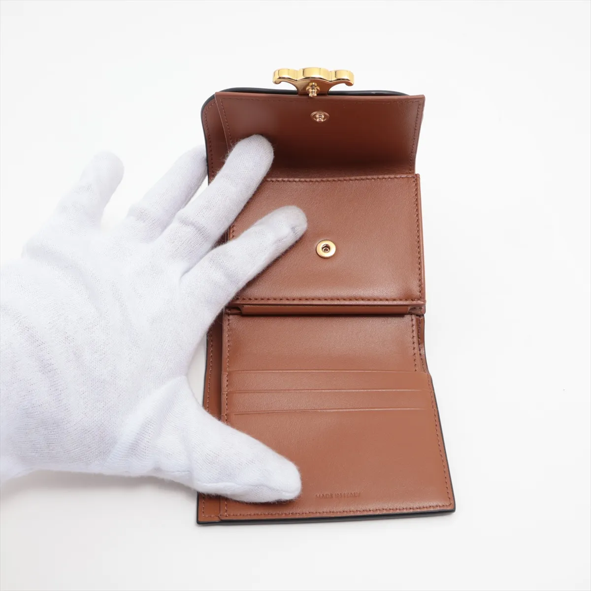 Triomphe Small Flap Wallet Leather Compact Wallet Brown — view 5