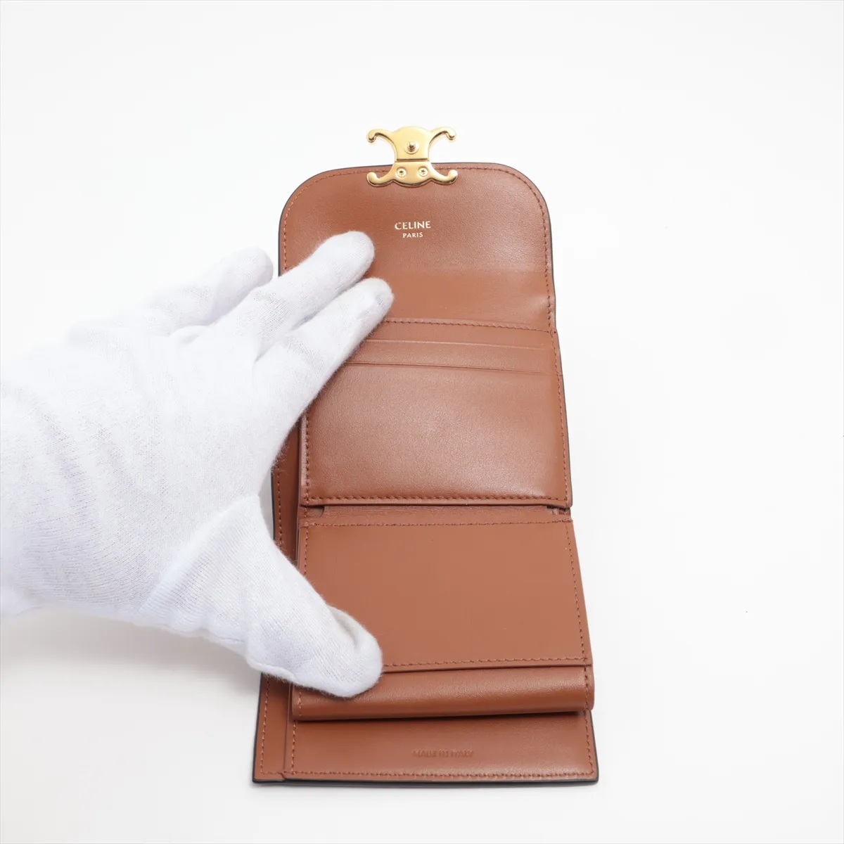 Triomphe Small Flap Wallet Leather Compact Wallet Brown — view 6