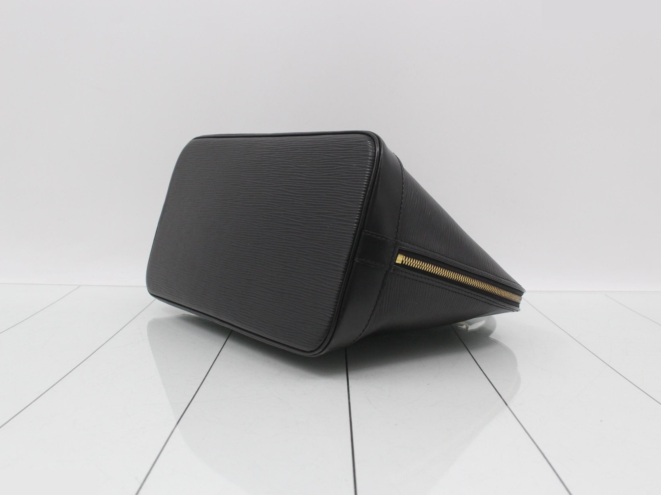 M52142 Alma Noir AR0956 — view 6