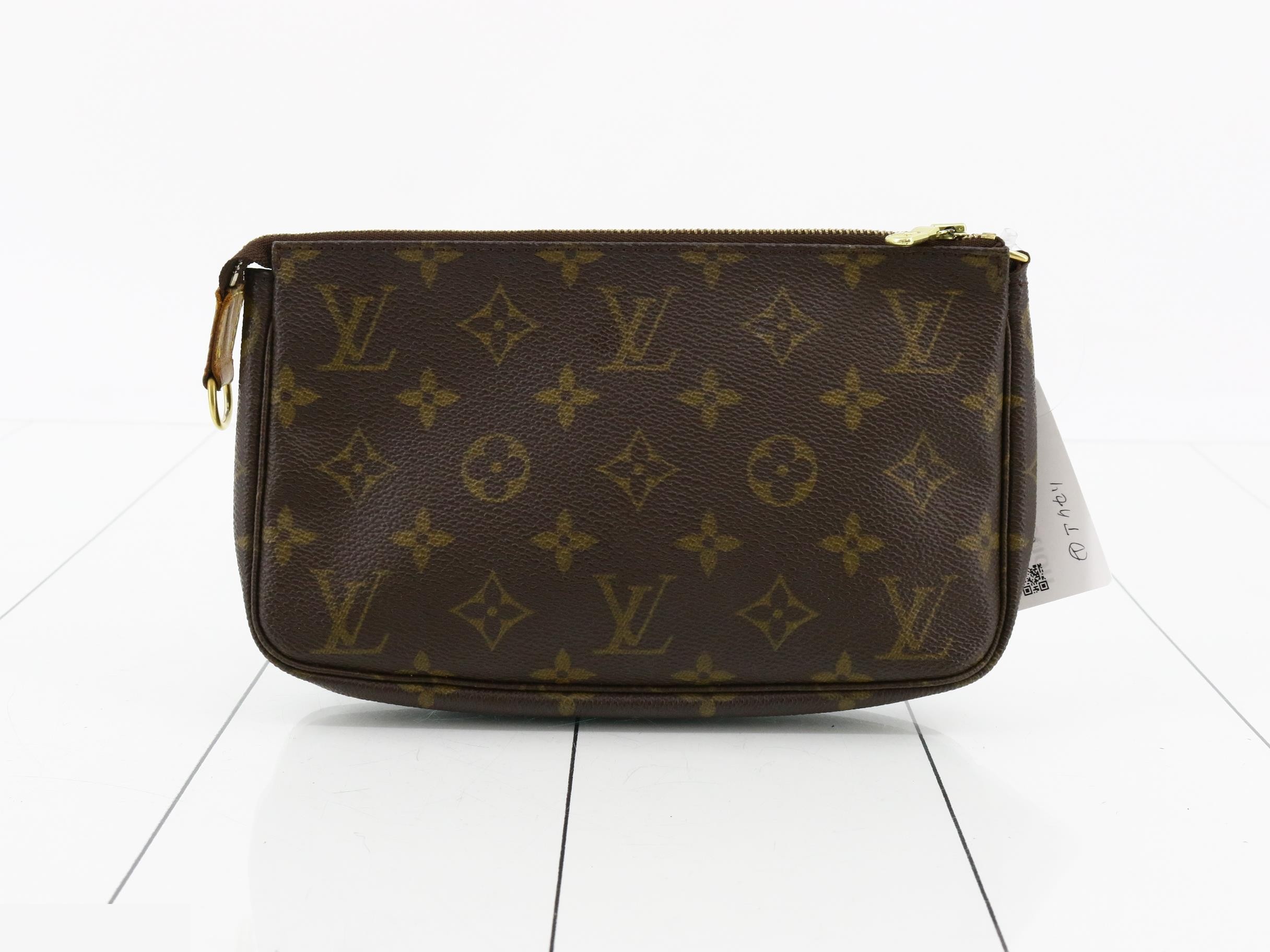 Pochette Accessoires (old model) — view 2