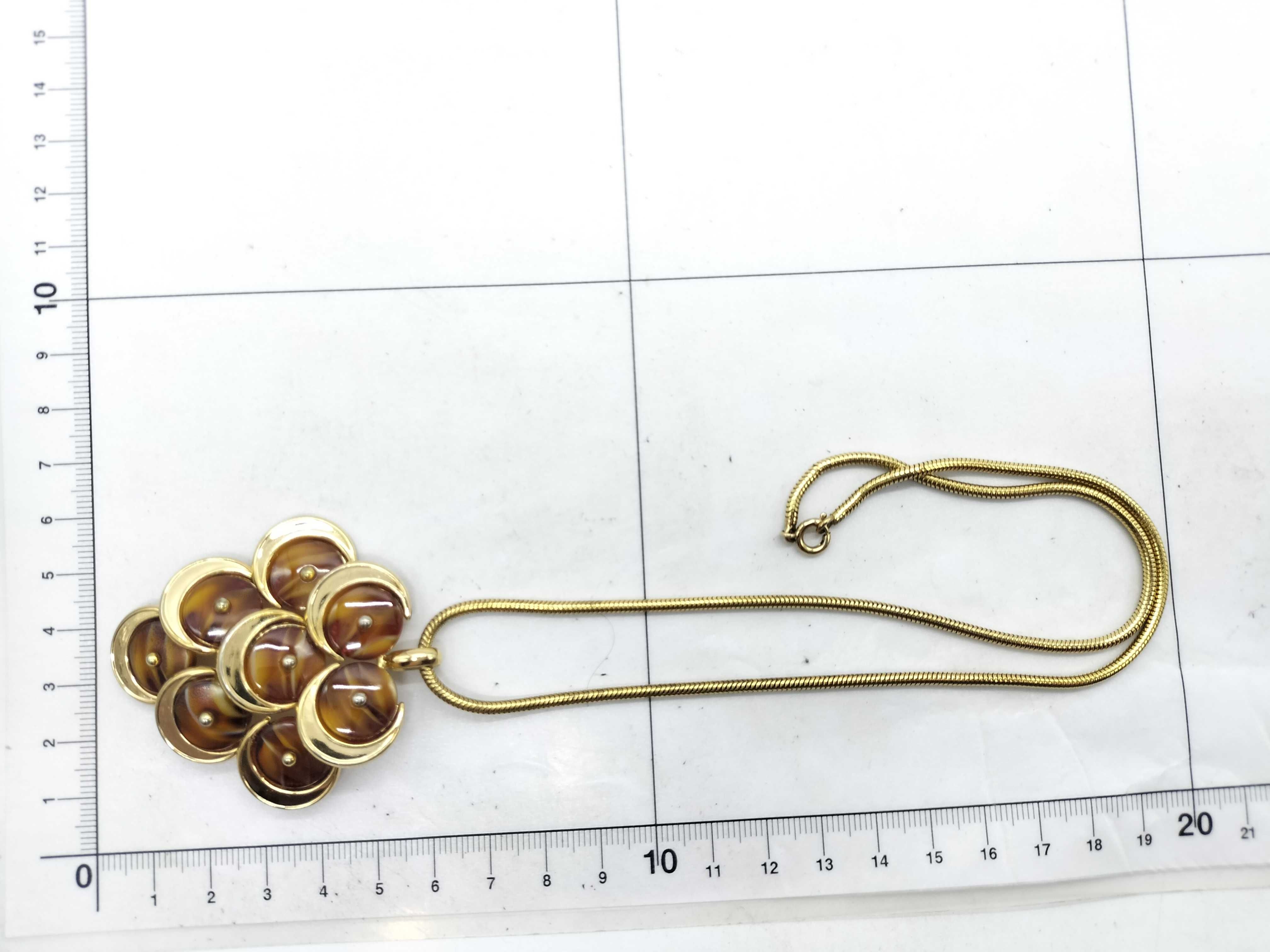 Gold Marble Necklace, 1972 Vintage Necklace — view 7