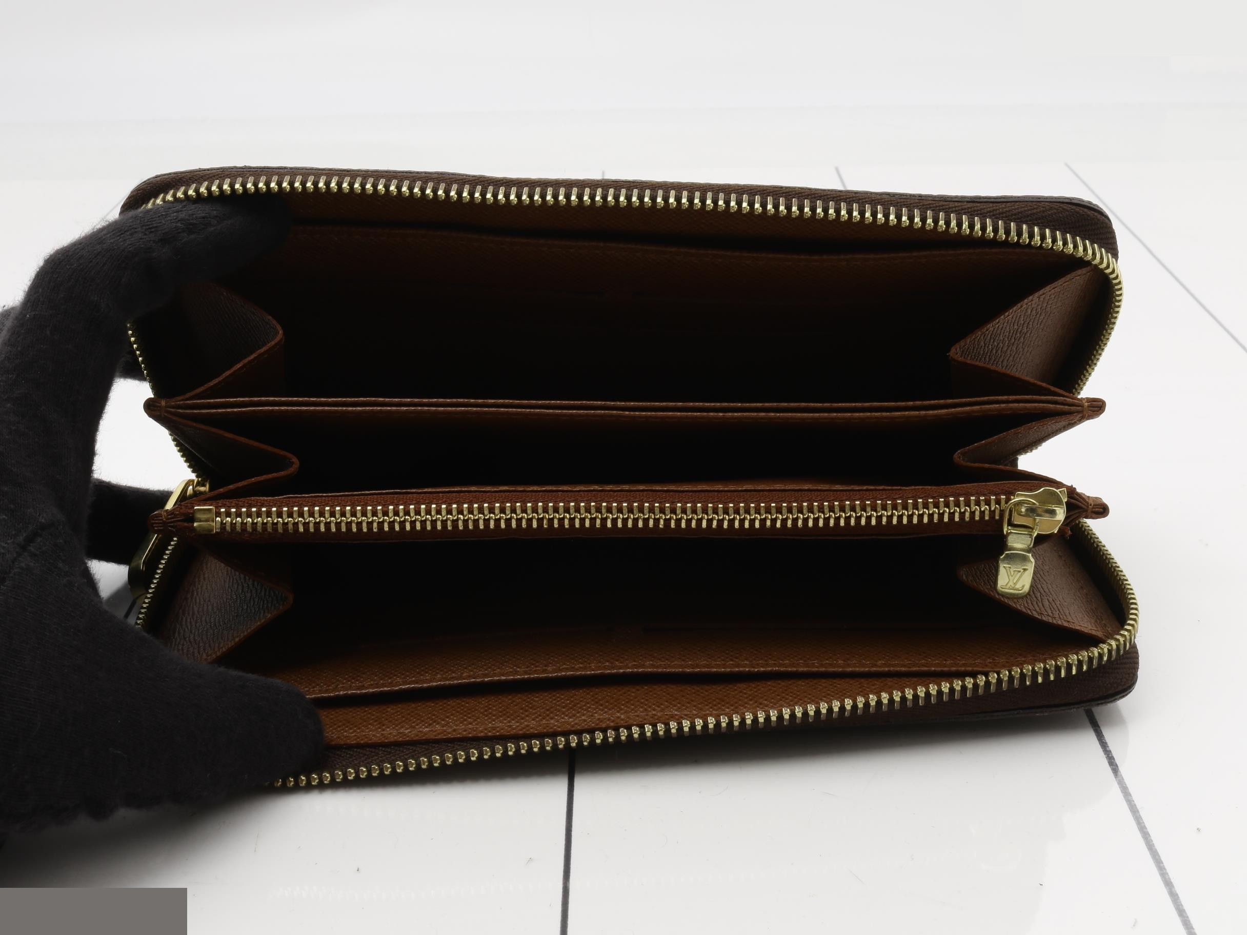Zippy Wallet — view 4