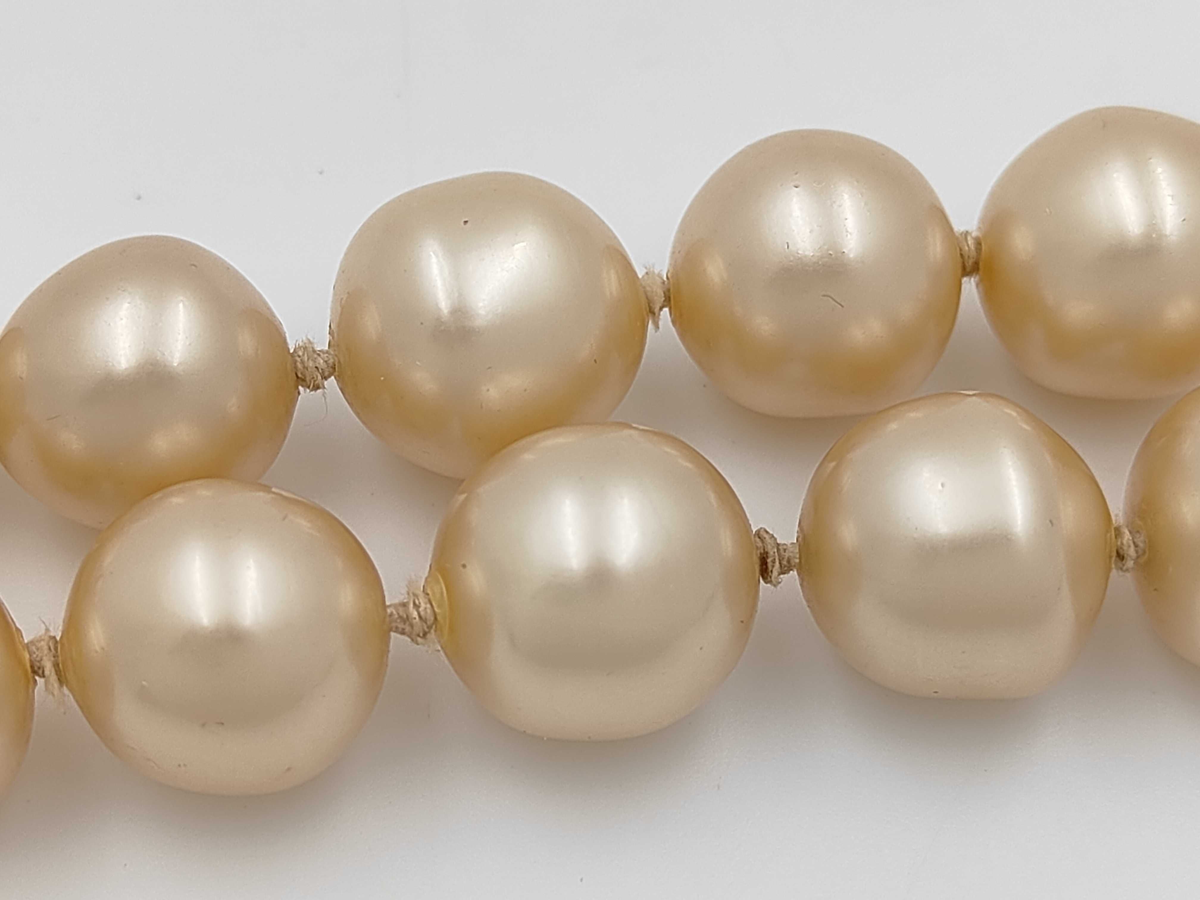pearl choker necklace with engraving. — view 2