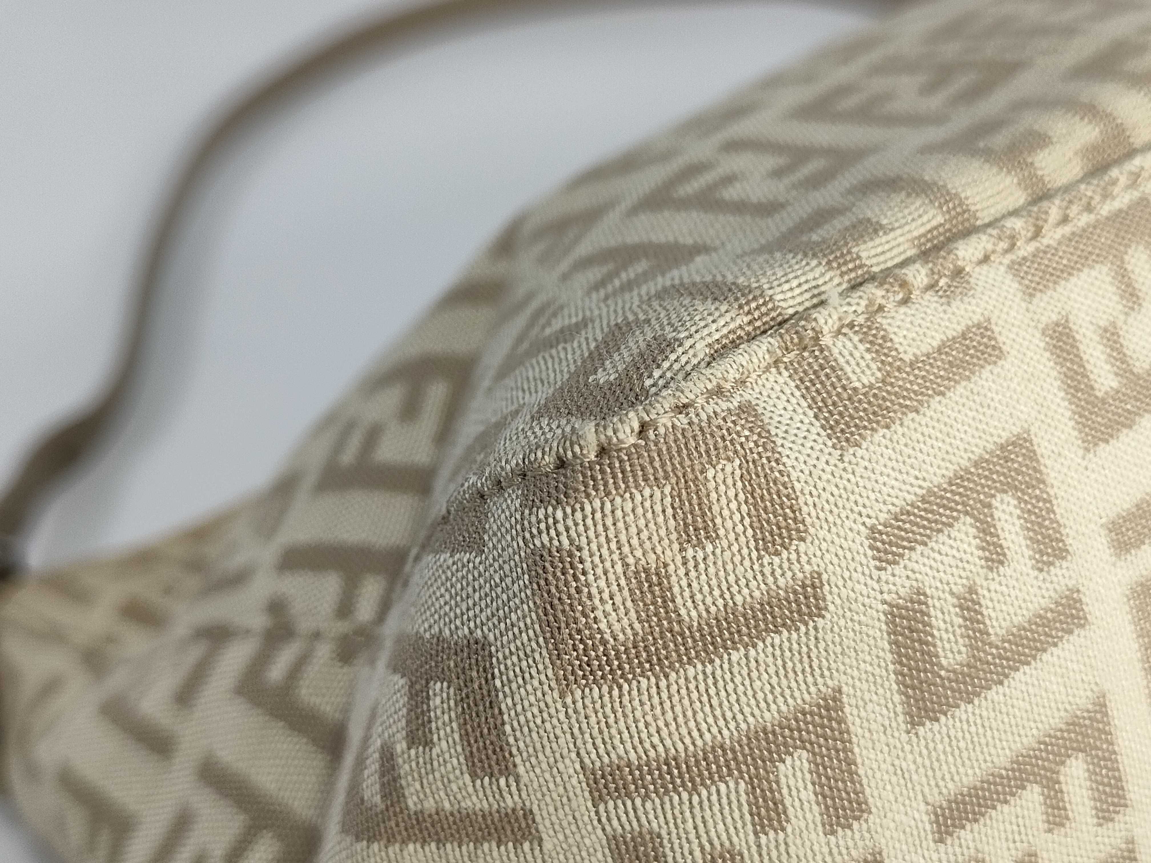 One-Shoulder Beige Shoulder Bag — view 6