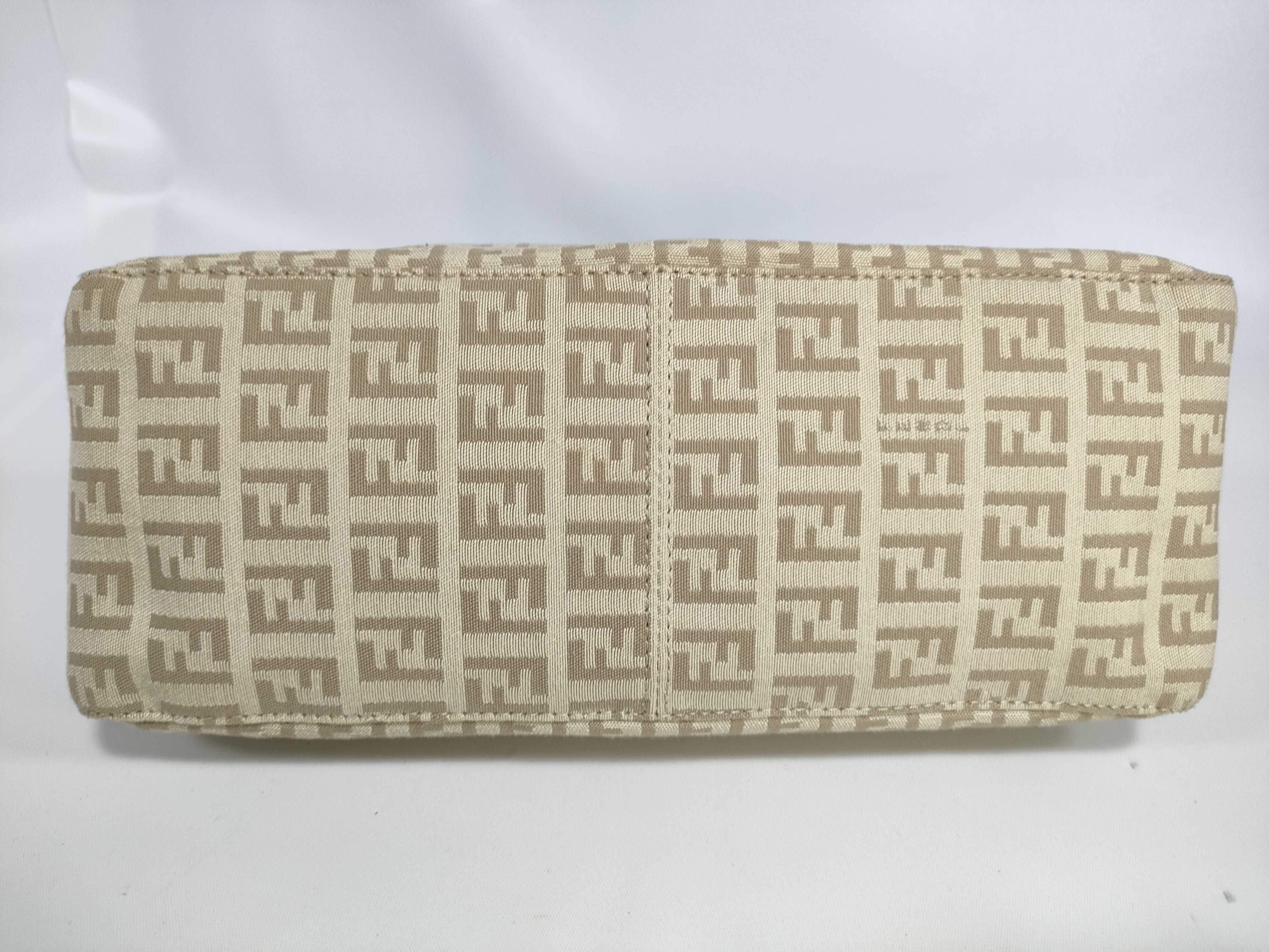 One-Shoulder Beige Shoulder Bag — view 7