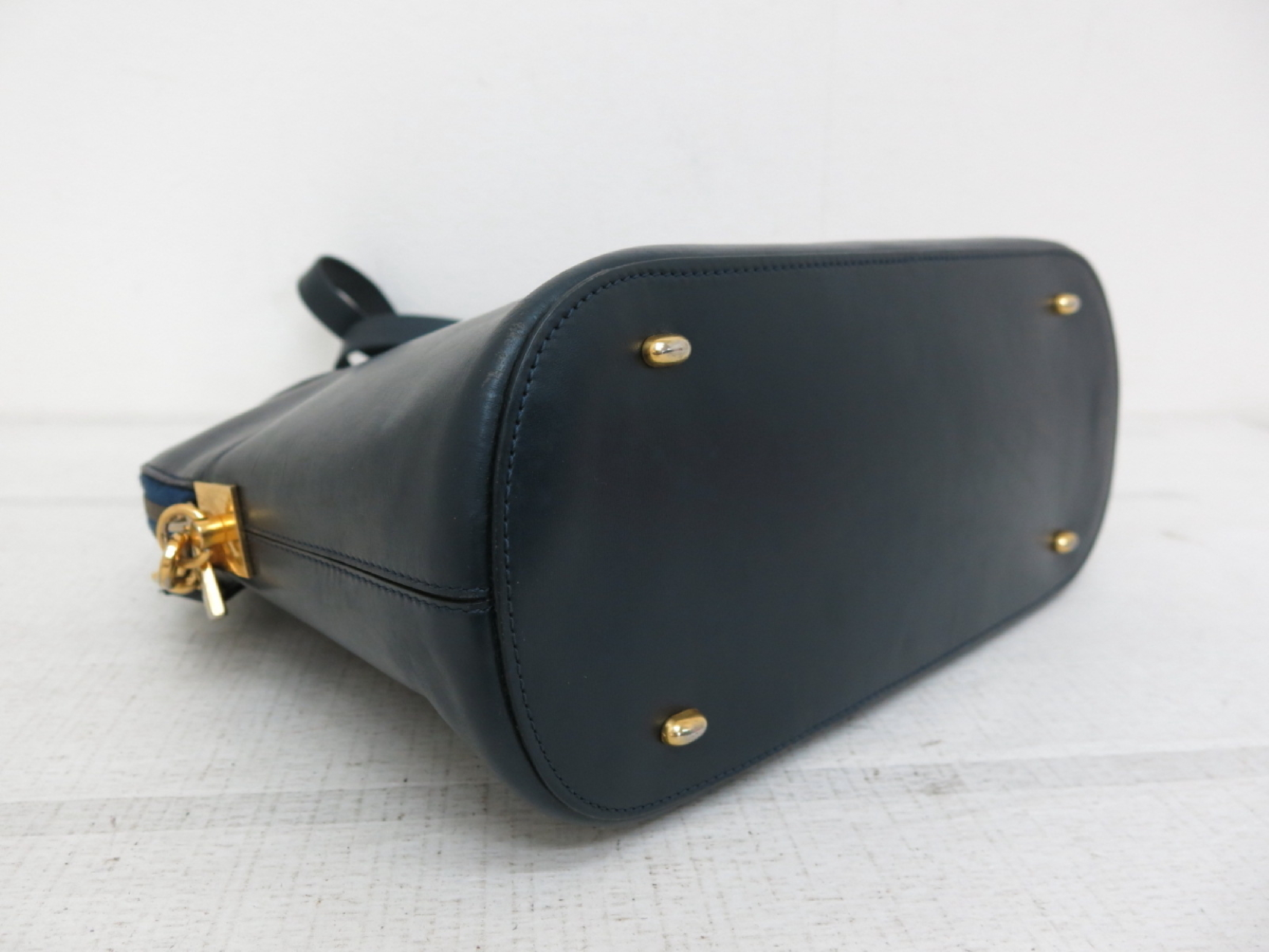 Calfskin Hand/Shoulder 2-way Bag Shoulder Bag — view 6