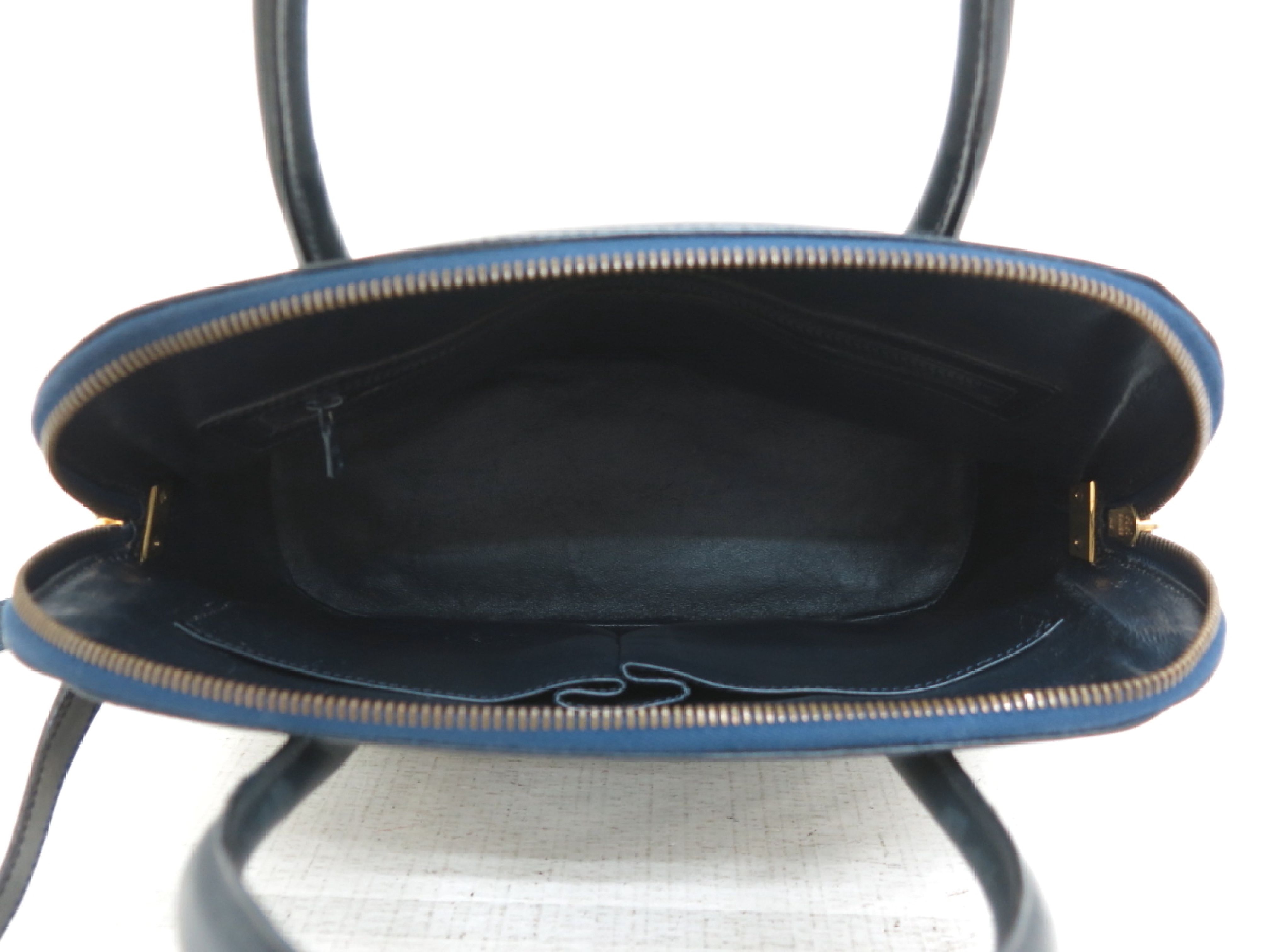 Calfskin Hand/Shoulder 2-way Bag Shoulder Bag — view 7