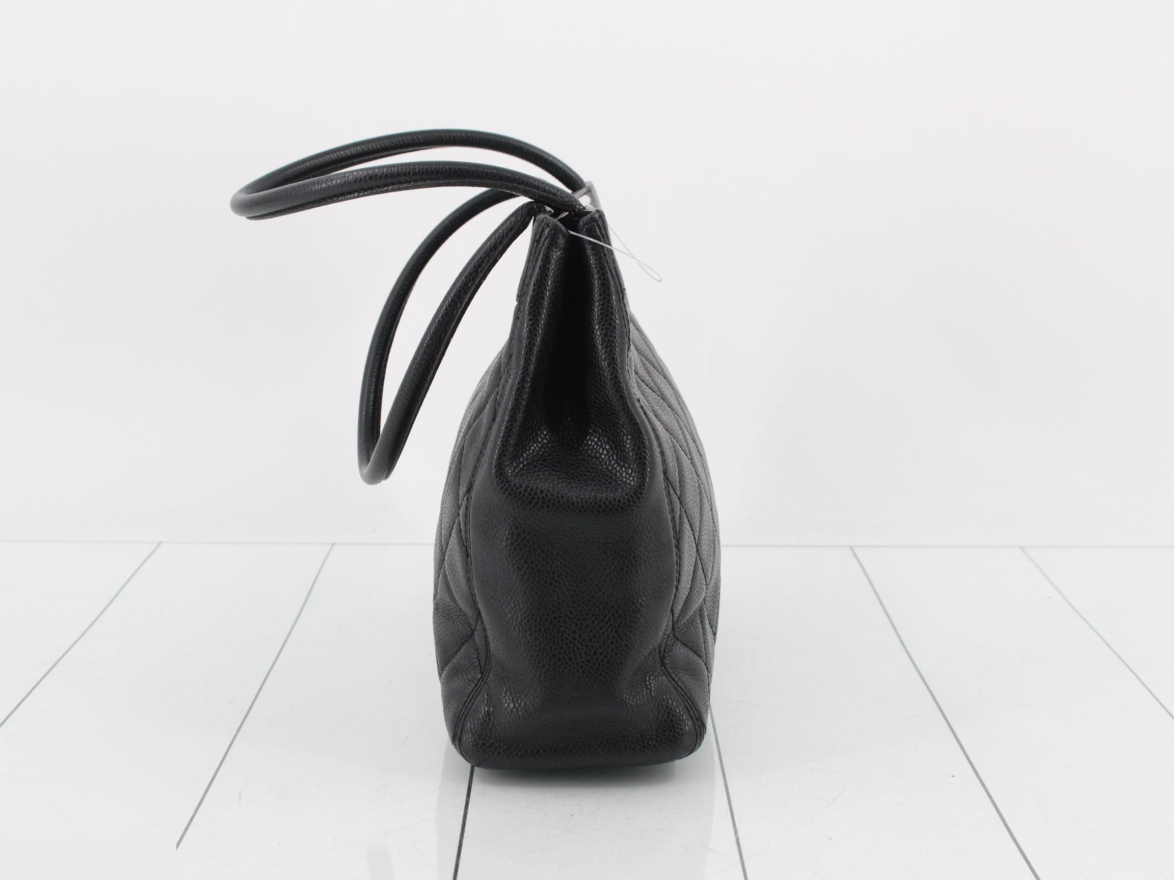 Matelassé (bag) - Shoulder bag — view 4