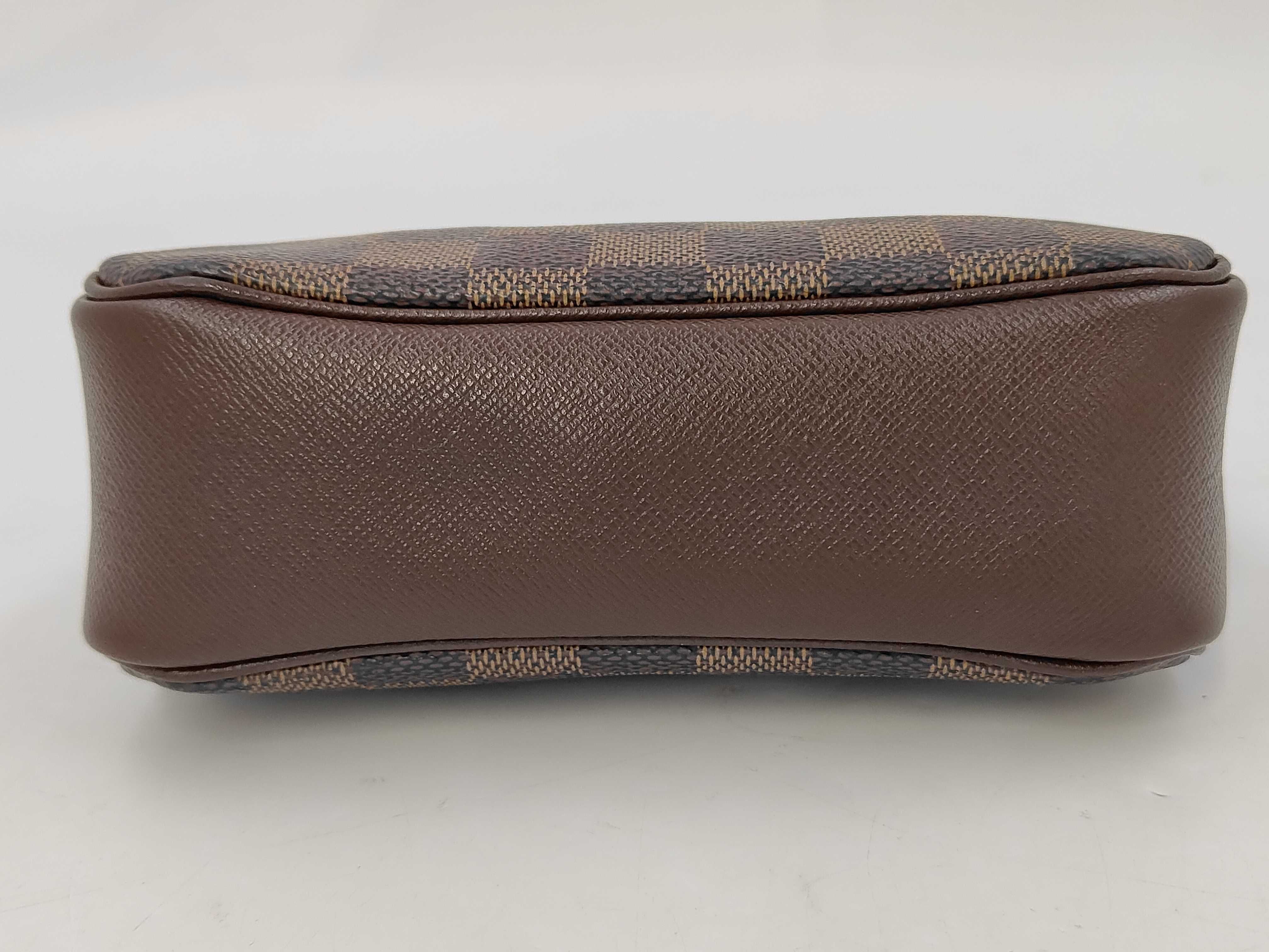 Damier Trouse Makeup Pouch Shoulder Bag — view 3