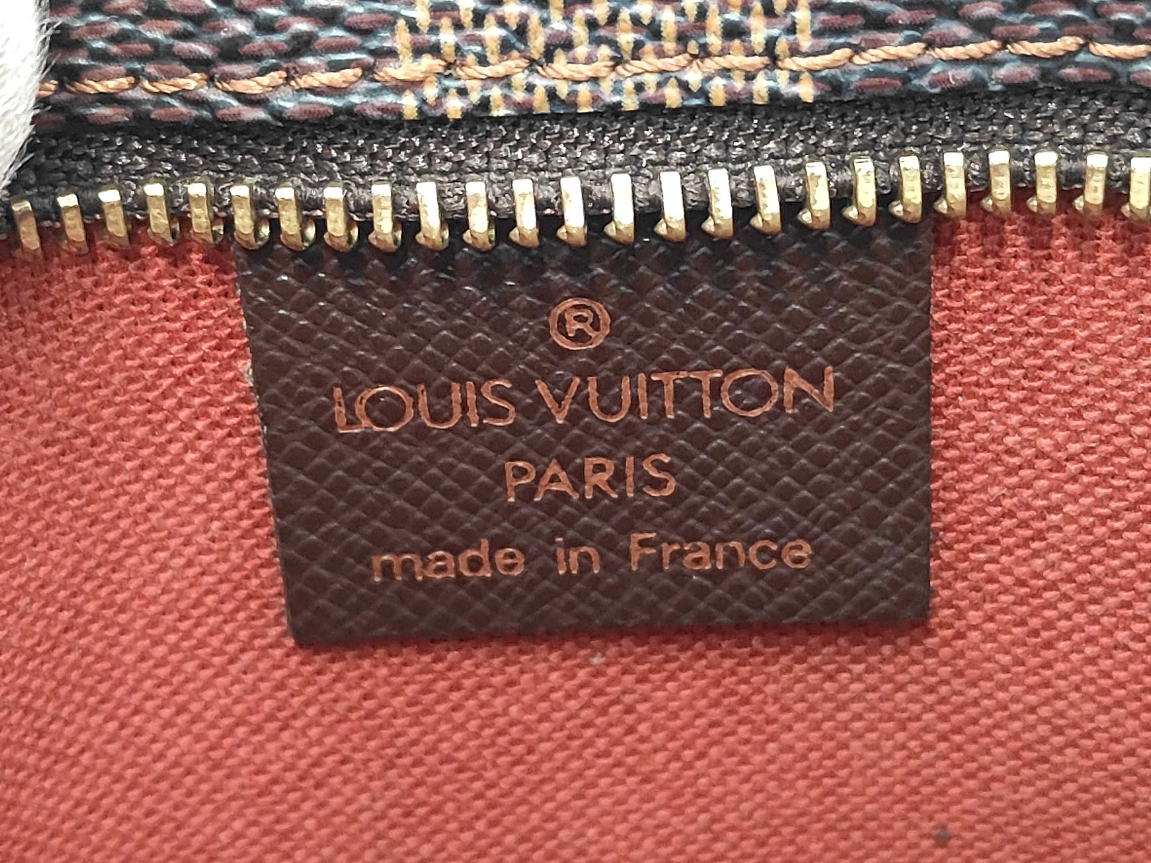 Damier Trouse Makeup Pouch Shoulder Bag — view 9