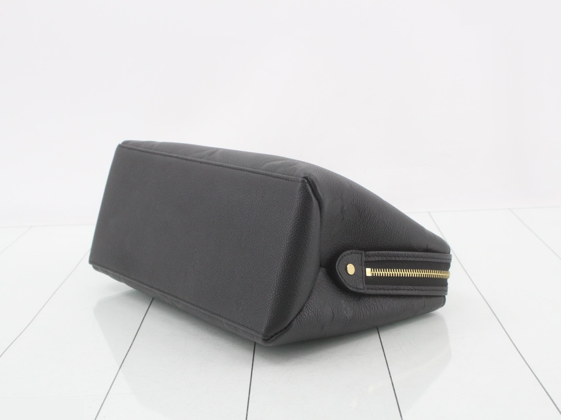 M58916 Monogram Empreinte Petit Palais PM with shoulder strap — view 6