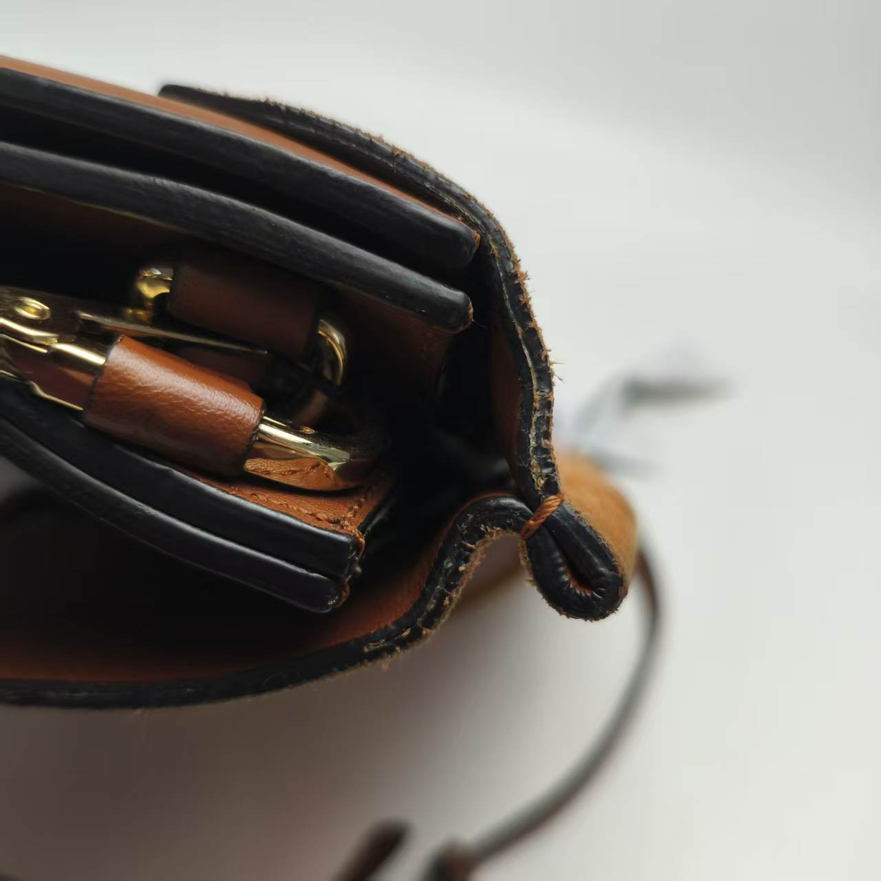 【*Shipped from: China*】Chloe Faye Leather Shoulder Bag — view 11