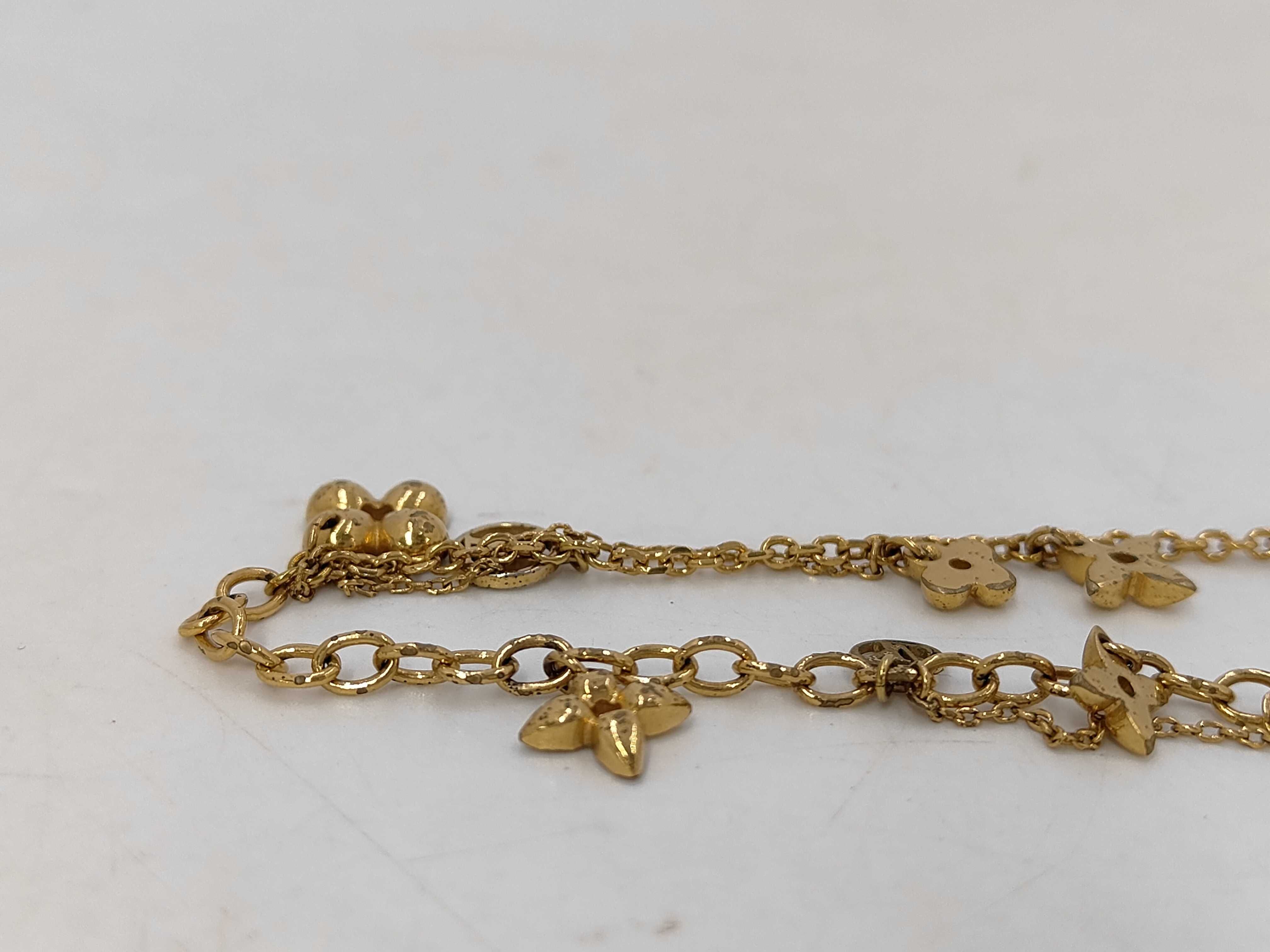 Necklace — view 3