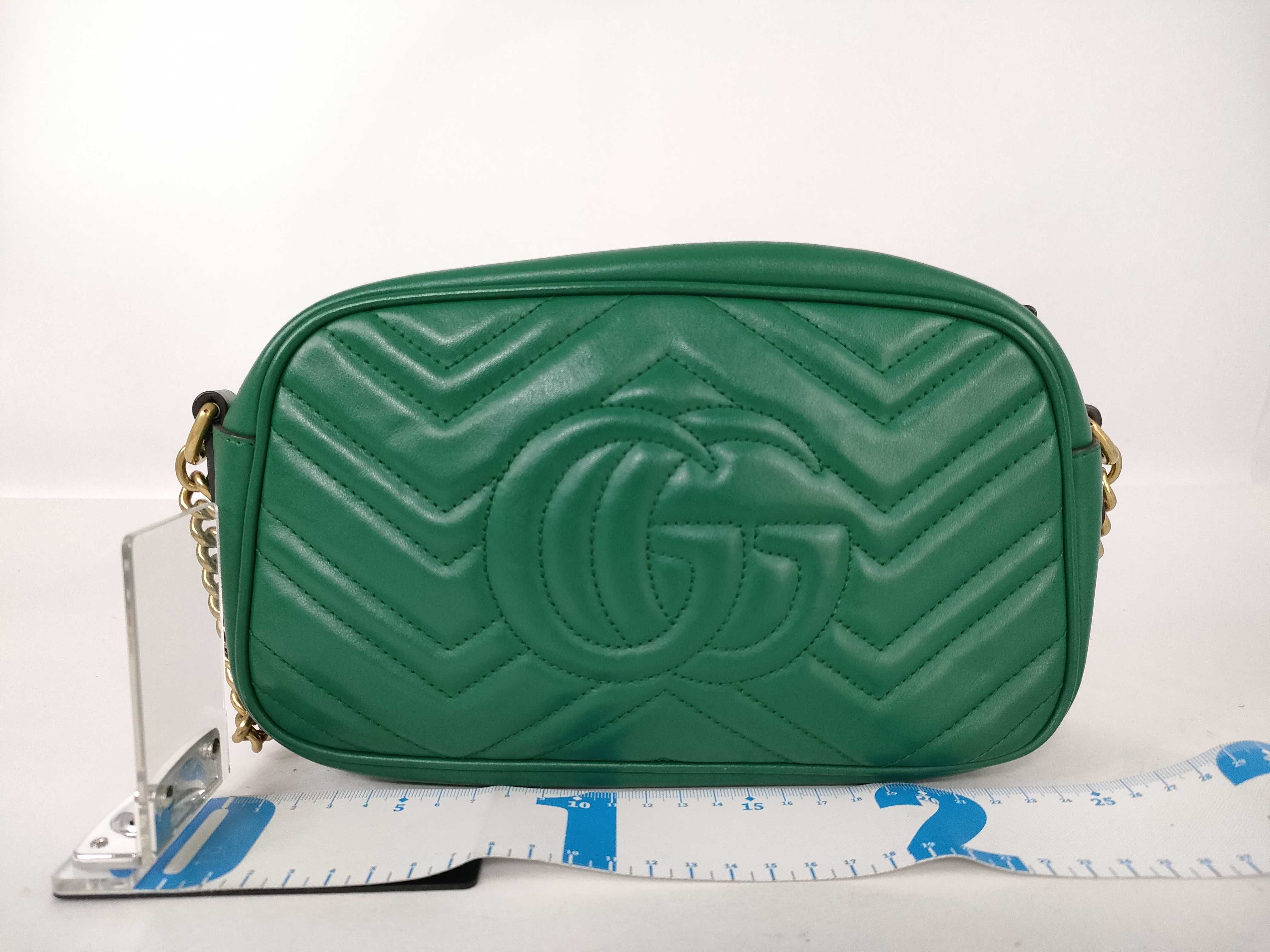 GG Marmont Quilted Camera Bag Shoulder Bag Green Shoulder Bag — view 2