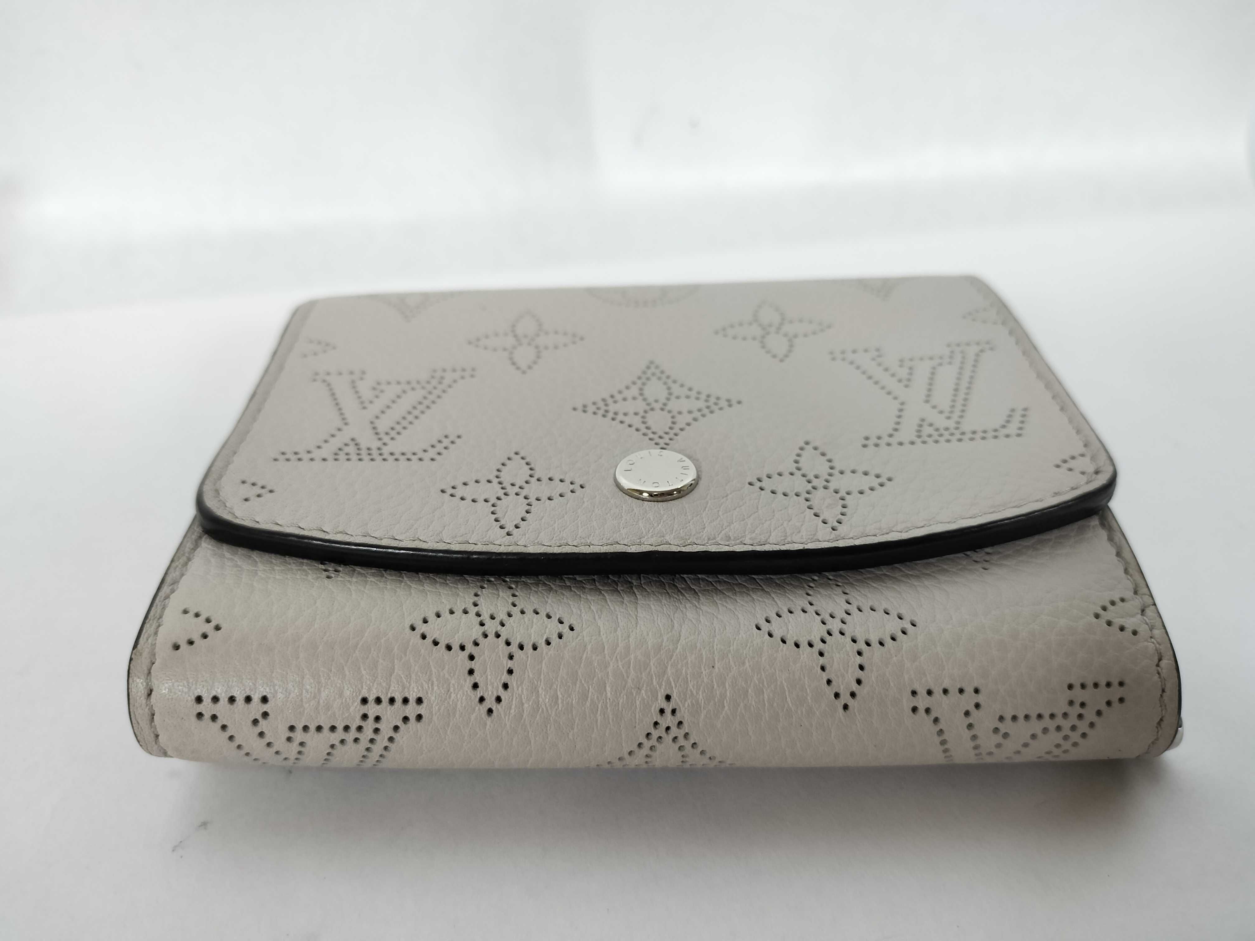 Monogram Perforated Mahina Leather Portefeuille Iris Compact Wallet — view 5