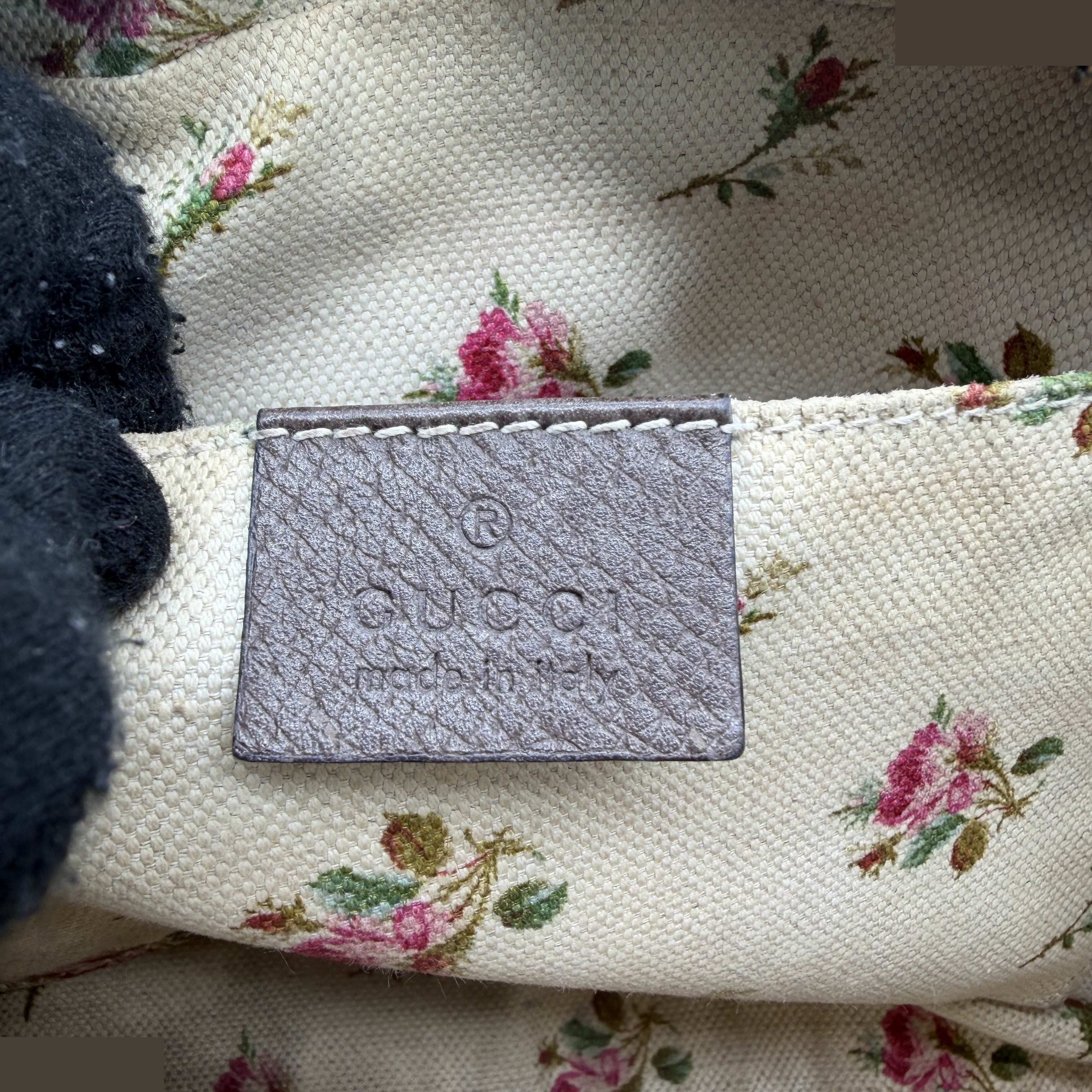 Neo Vintage Shoulder Bag — view 12