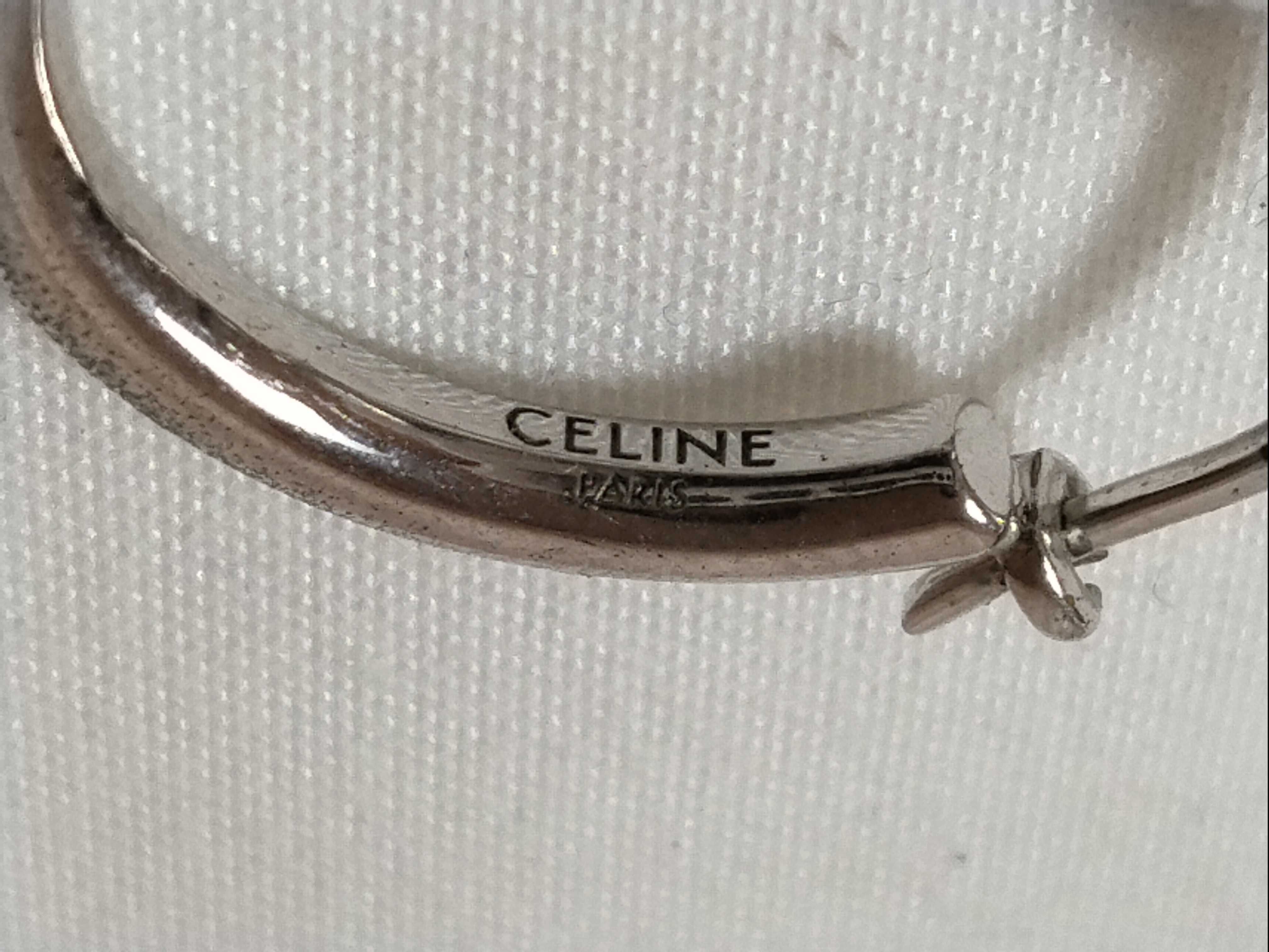 hoop earring (single) ring — view 3