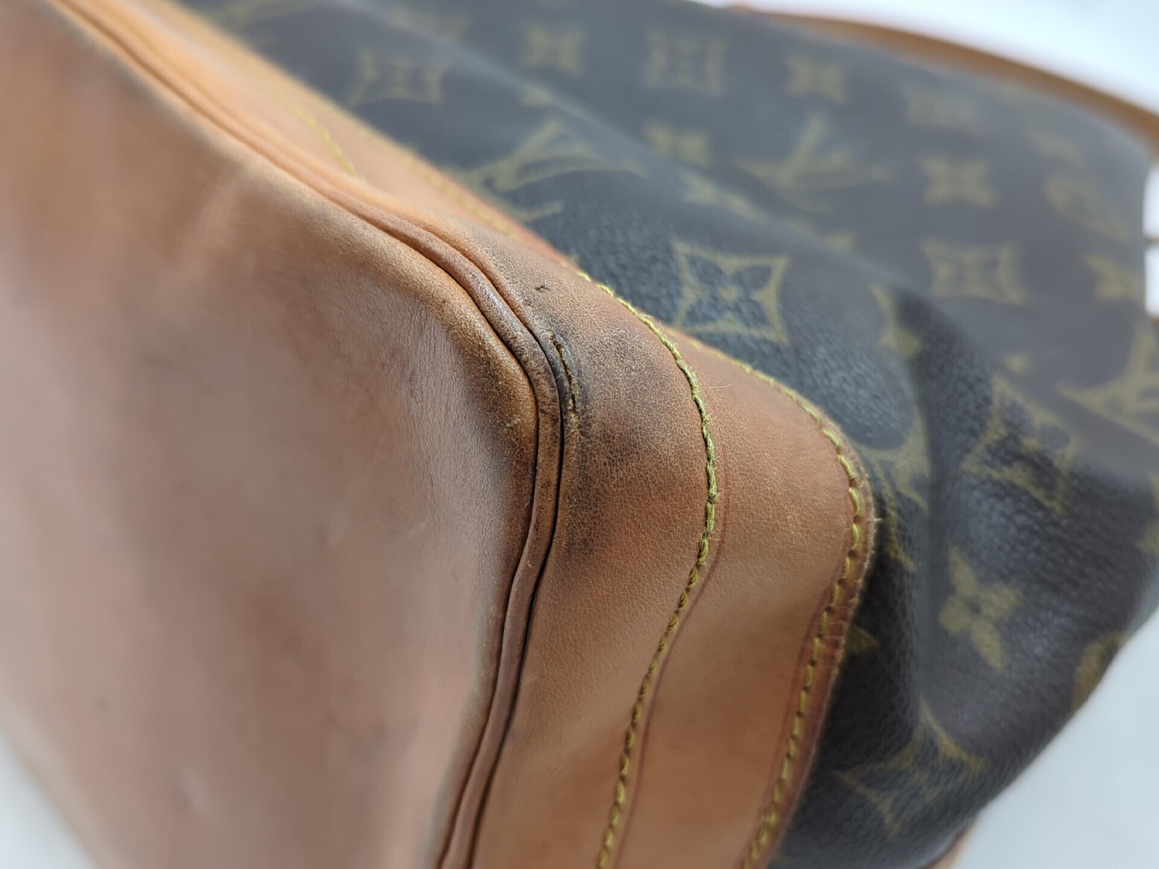 M42224 Monogram Noé Handbag — view 4