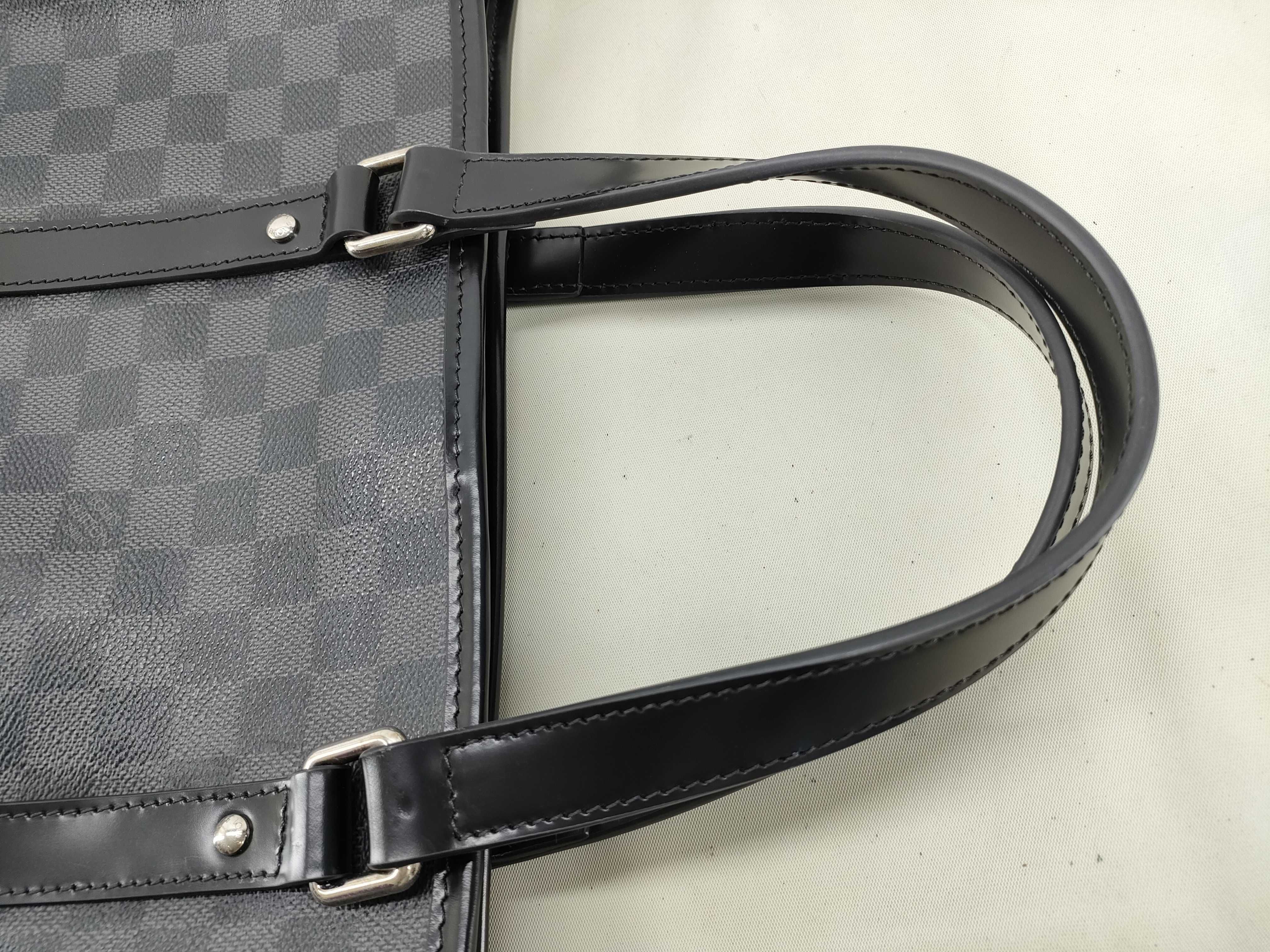 Damier Graphite Tadao N51192 (Strapless Business Bag) — view 5