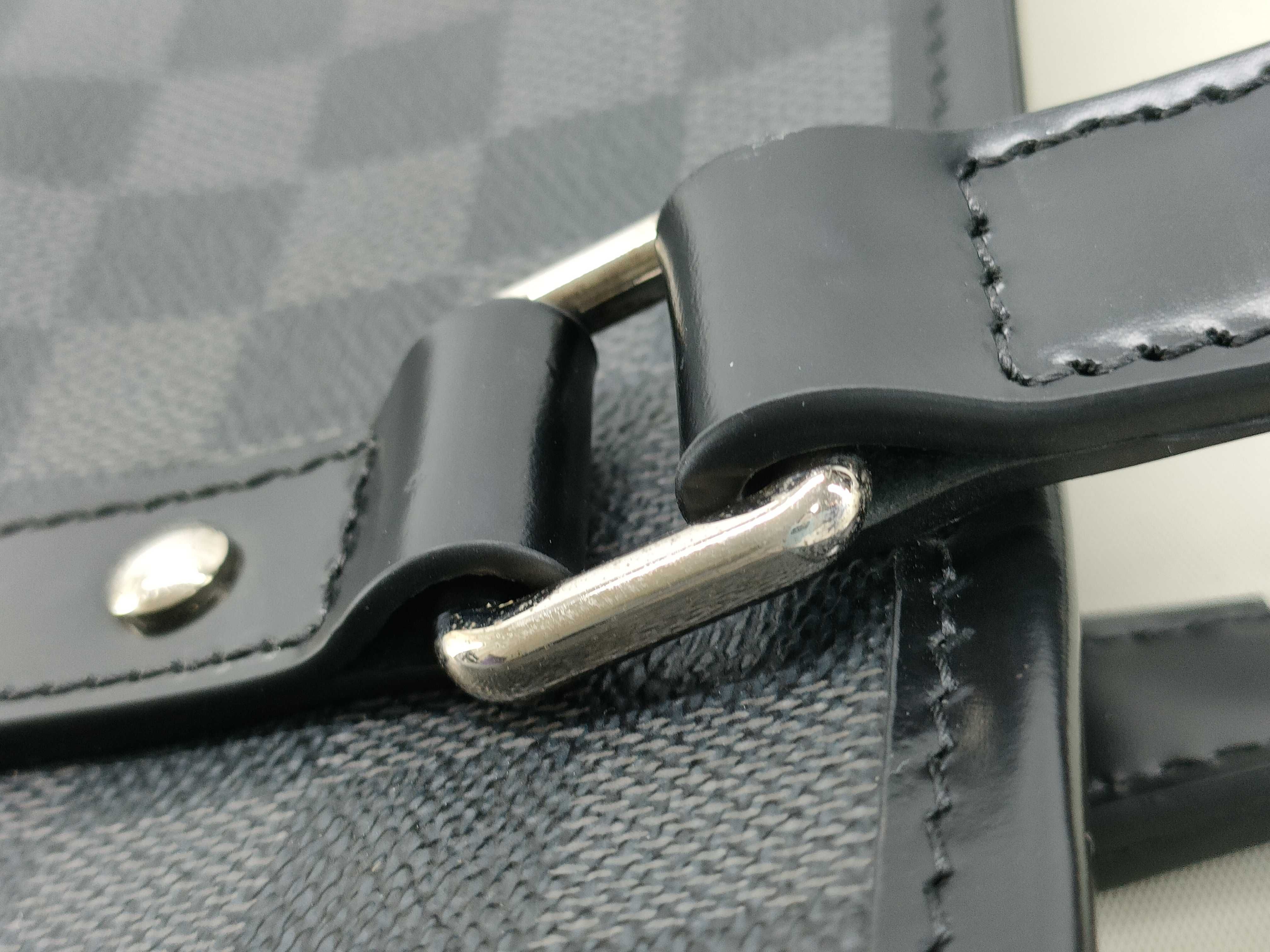 Damier Graphite Tadao N51192 (Strapless Business Bag) — view 6