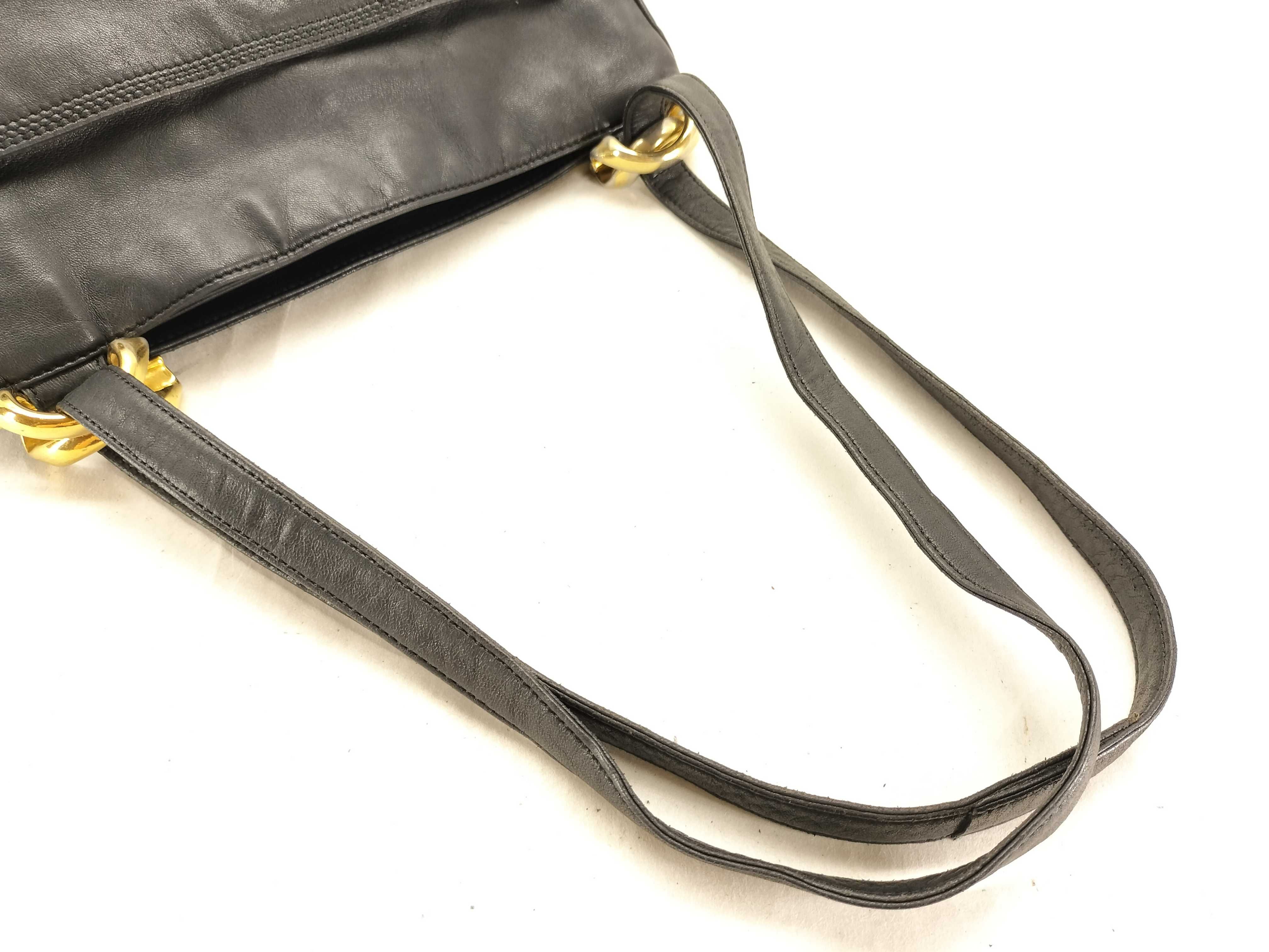 shoulder bag, Anagram design, leather, black. — view 3