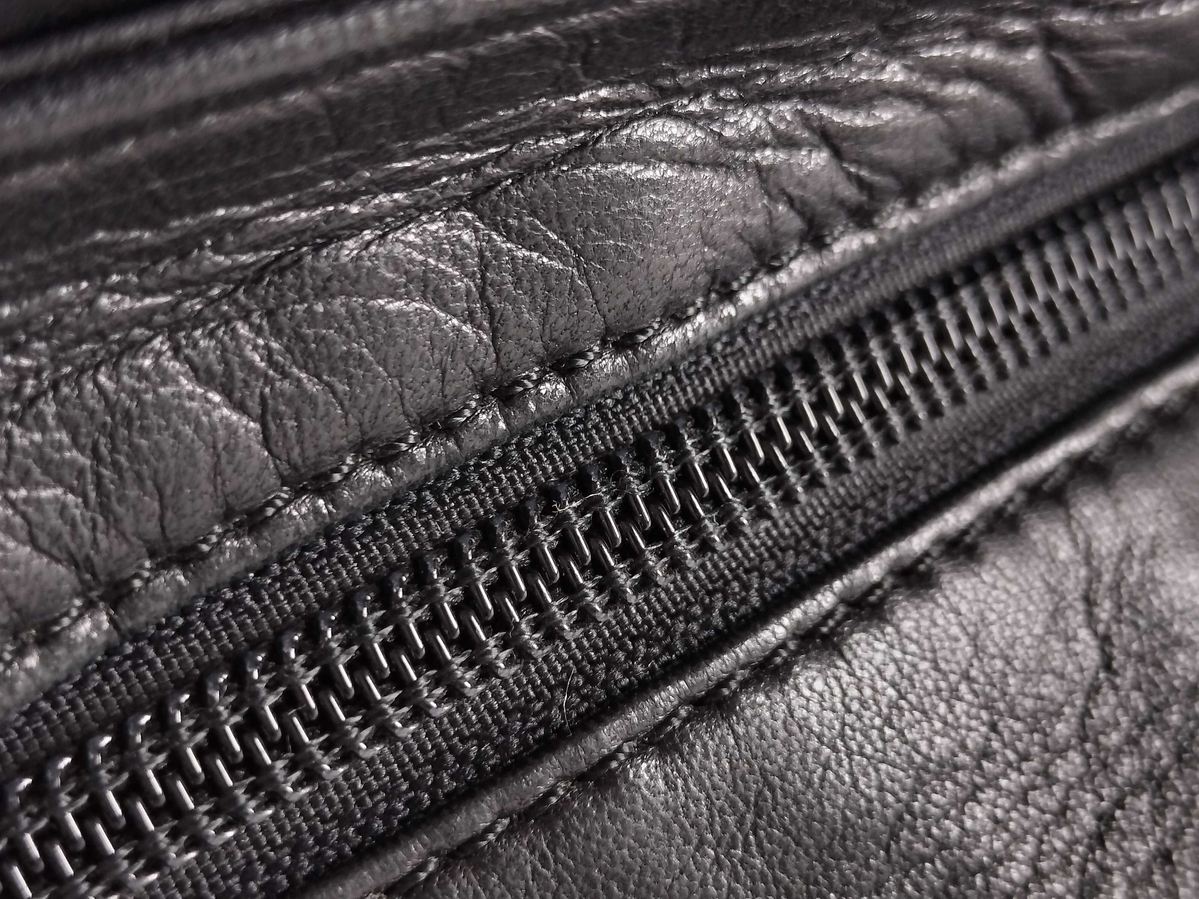 shoulder bag, Anagram design, leather, black. — view 8