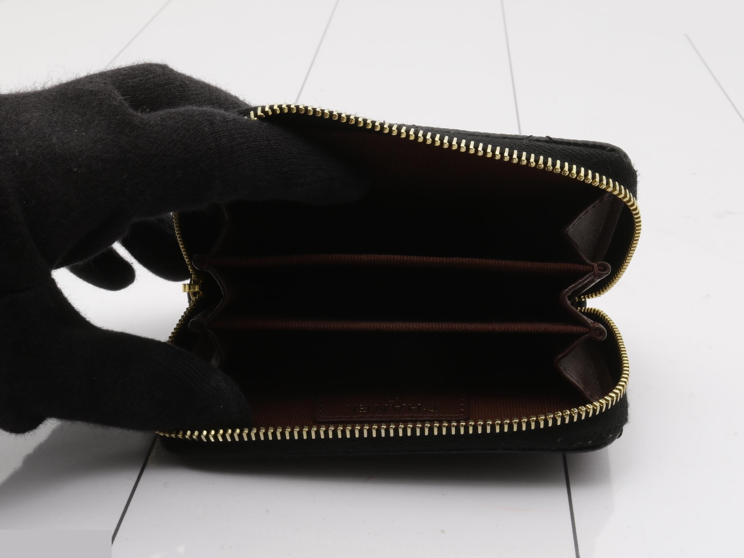 Classic zip coin purse caviar skin coin case — view 4