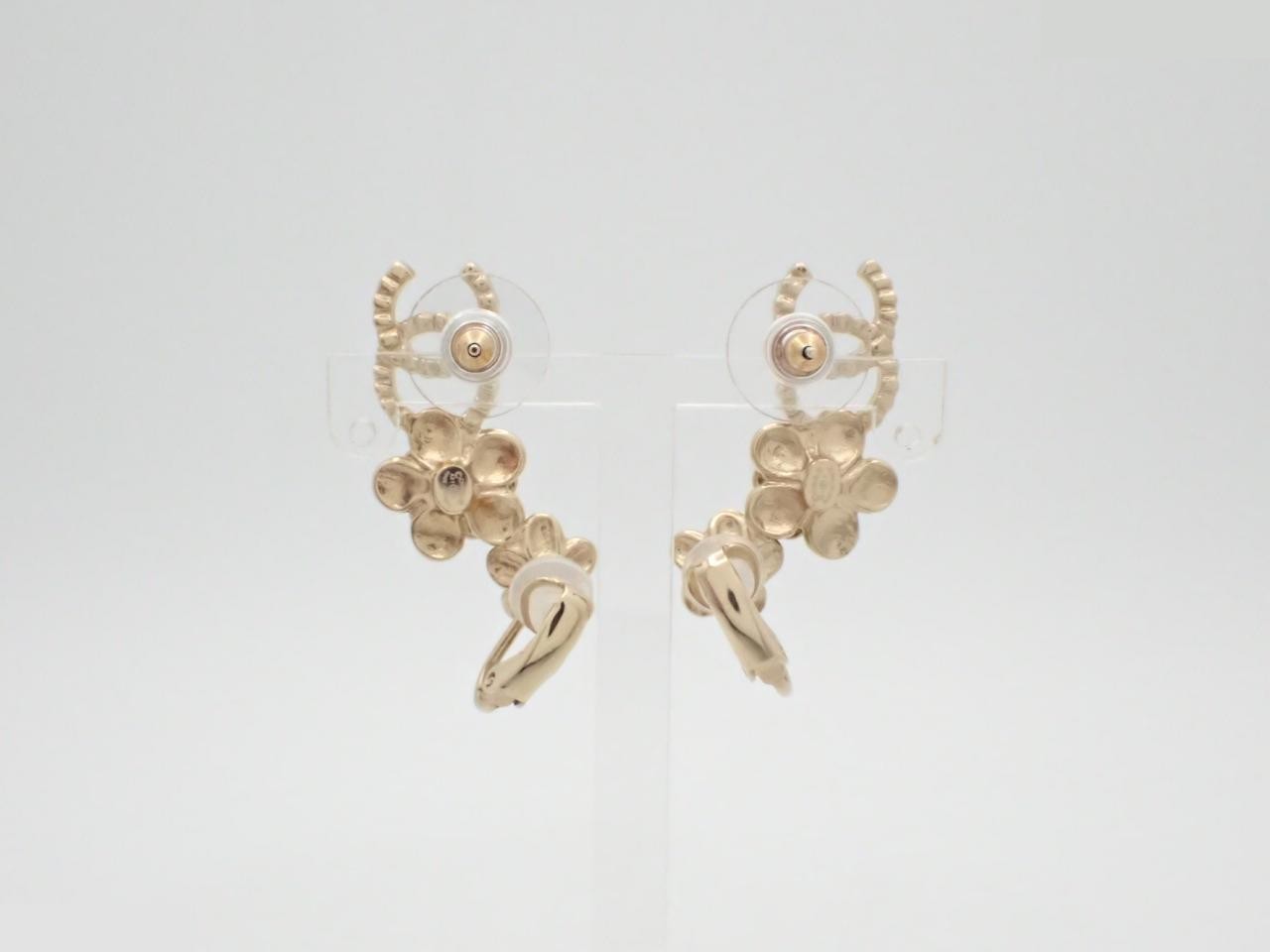 Camellia Coco Mark Rhinestone Earrings A21C — view 2