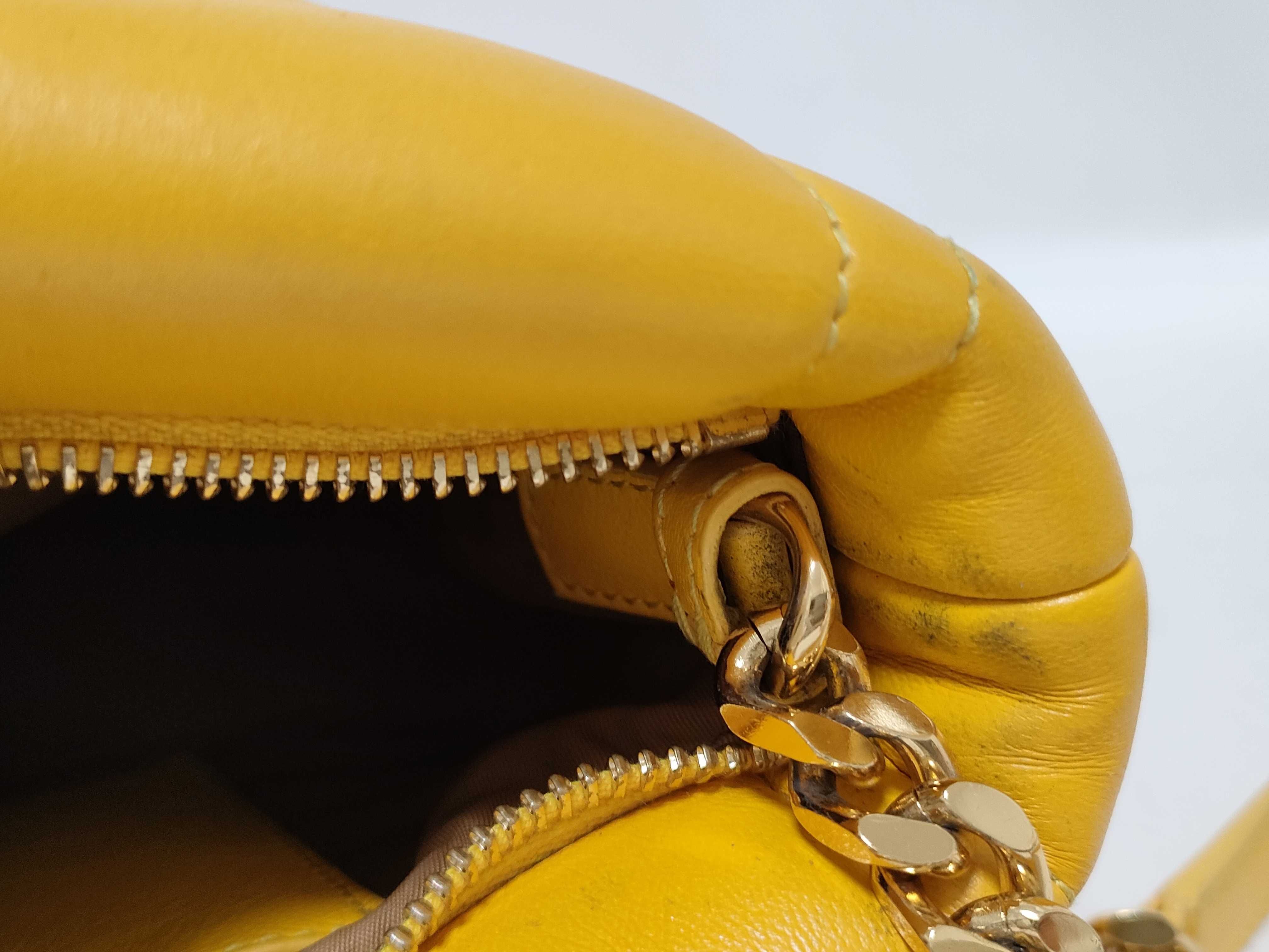Laura Shoulder Bag, Quilted, TB Logo Shoulder Bag — view 5
