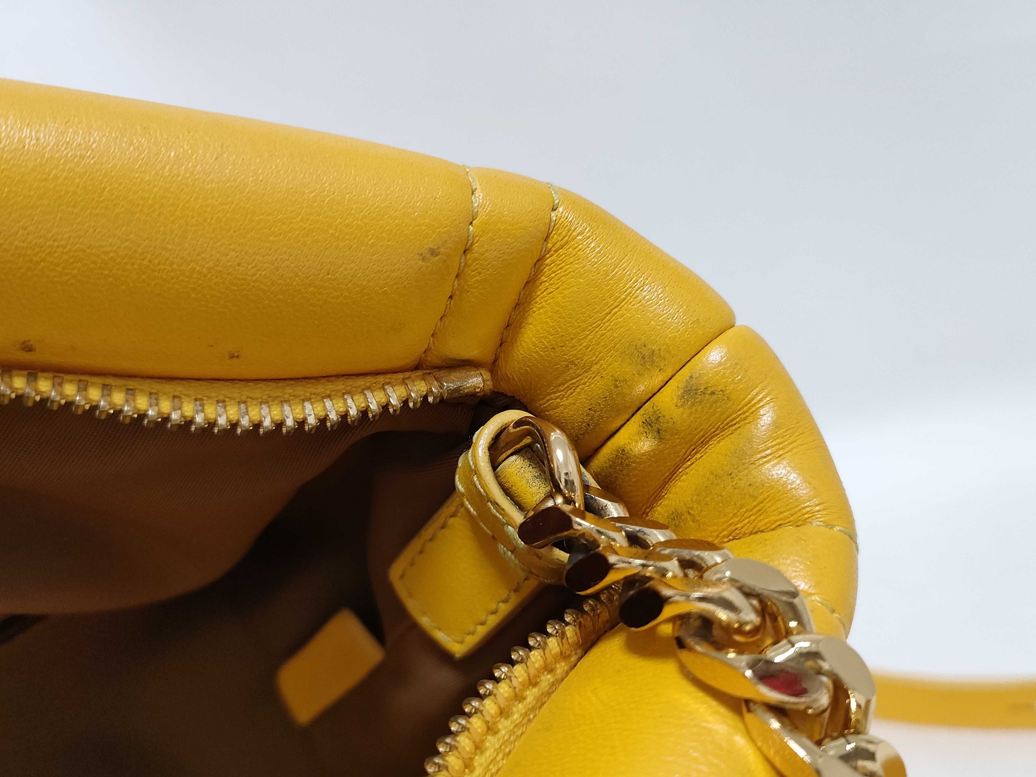 Laura Shoulder Bag, Quilted, TB Logo Shoulder Bag — view 9