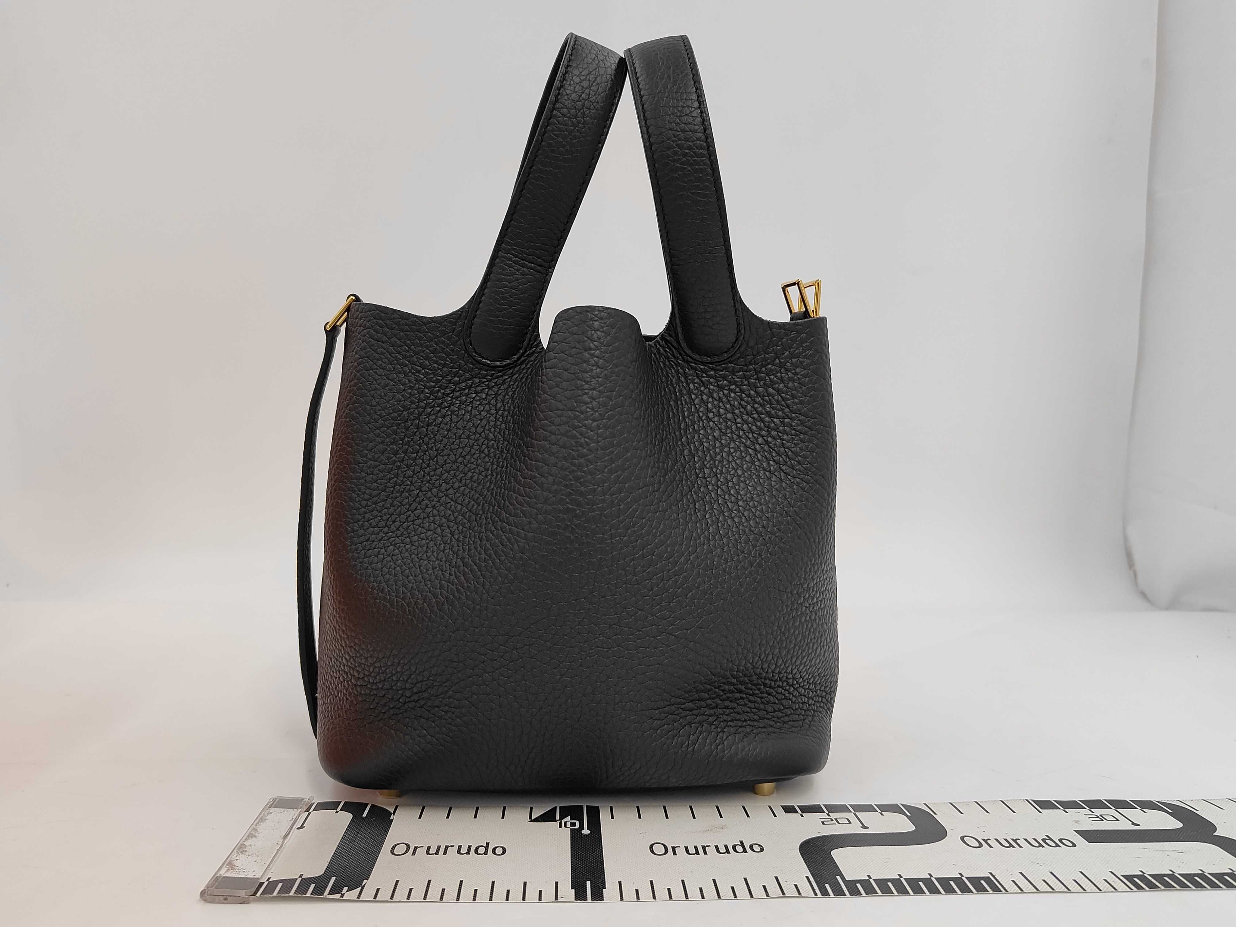 Picotin Lock PM Taurillon Clemence Leather Black Gold Hardware G Stamp Handbag — view 2