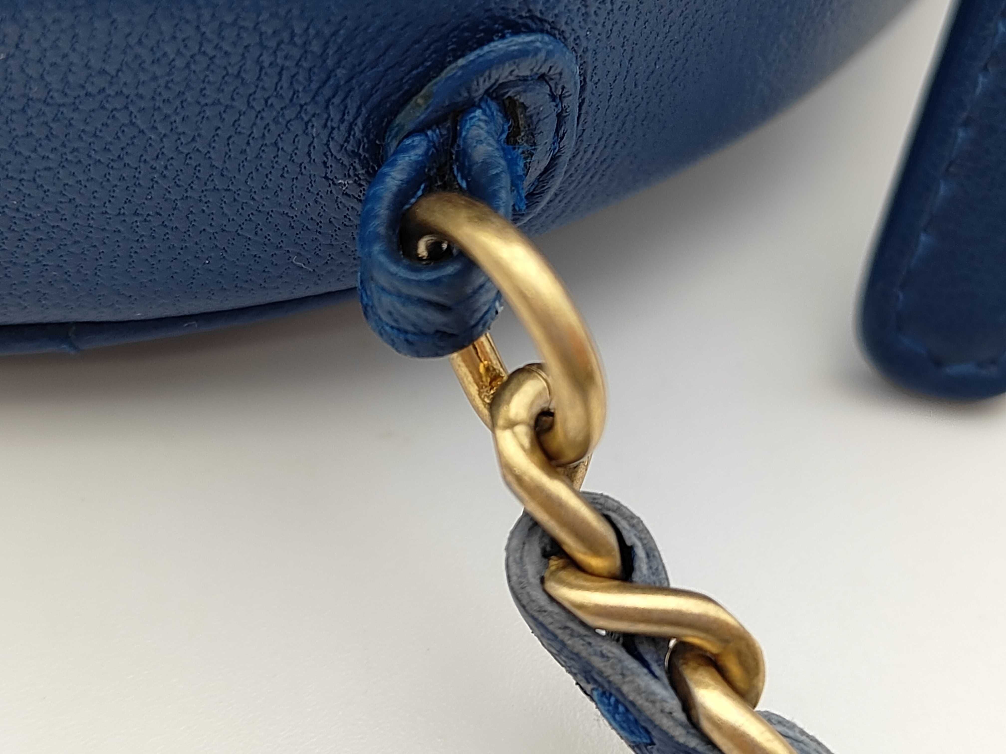 Chain Bag Shoulder Bag — view 5