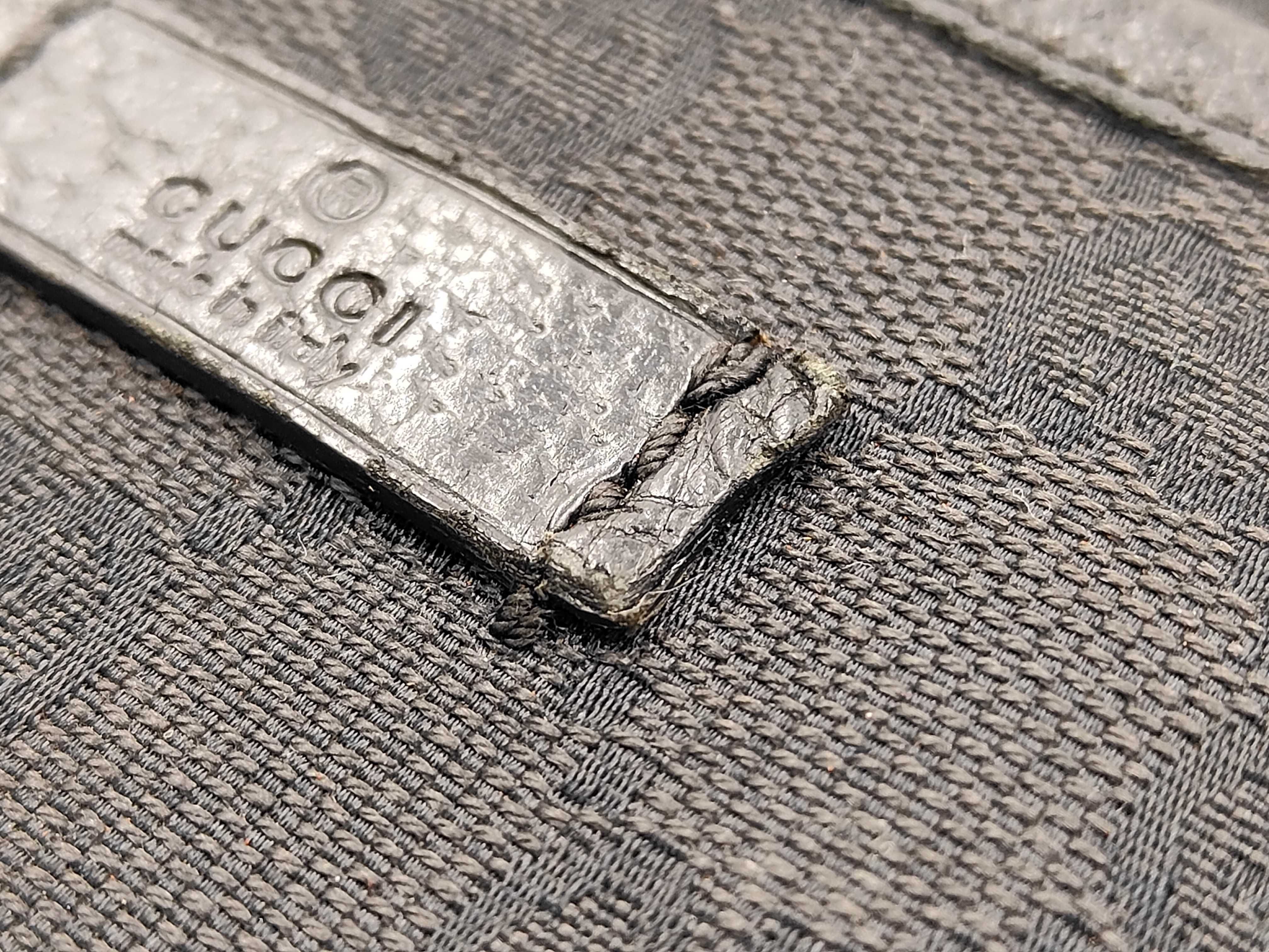 GG Canvas Shoulder Bag — view 13