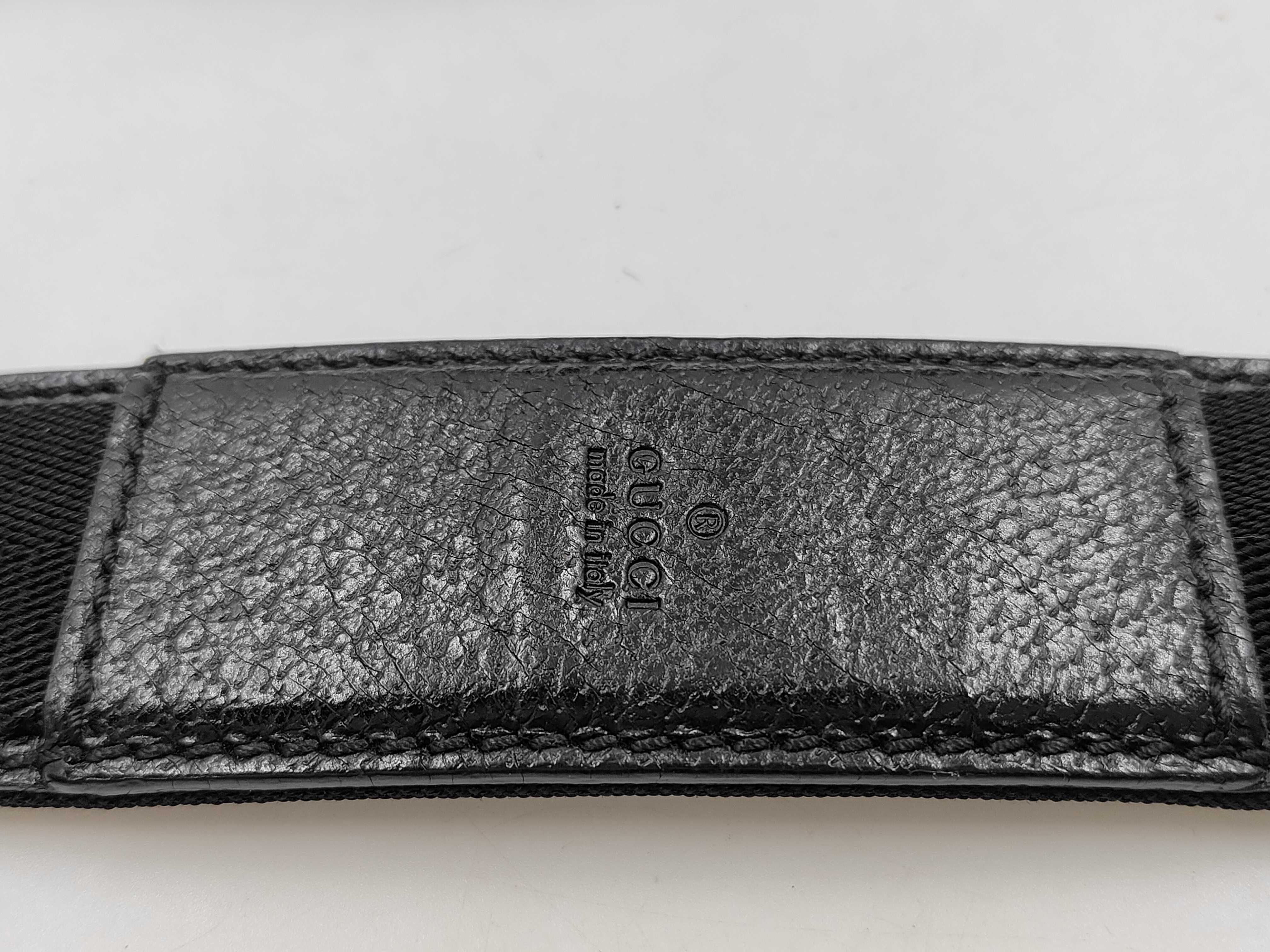 GG Canvas Shoulder Bag — view 6