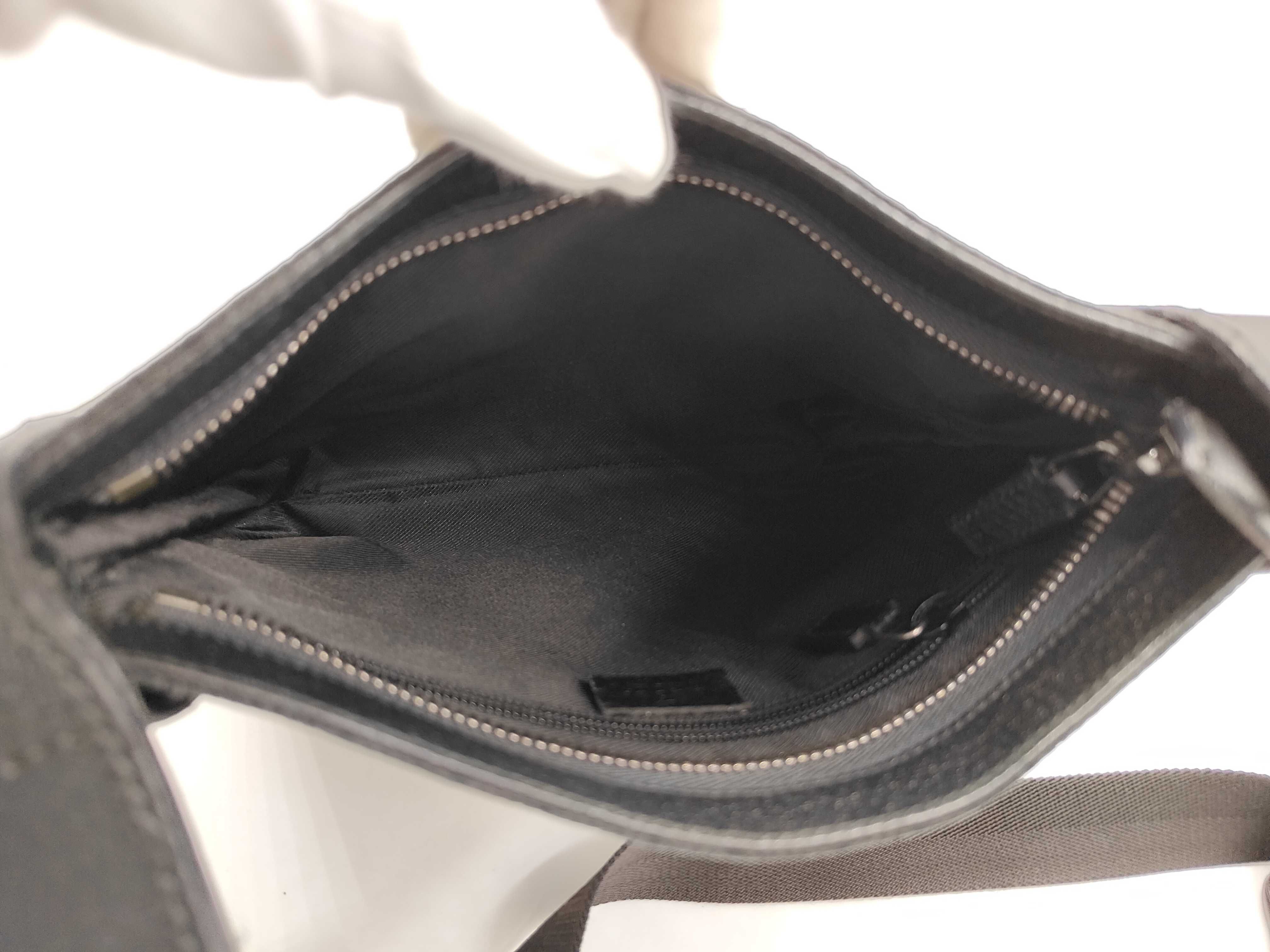 GG Canvas Shoulder Bag — view 8