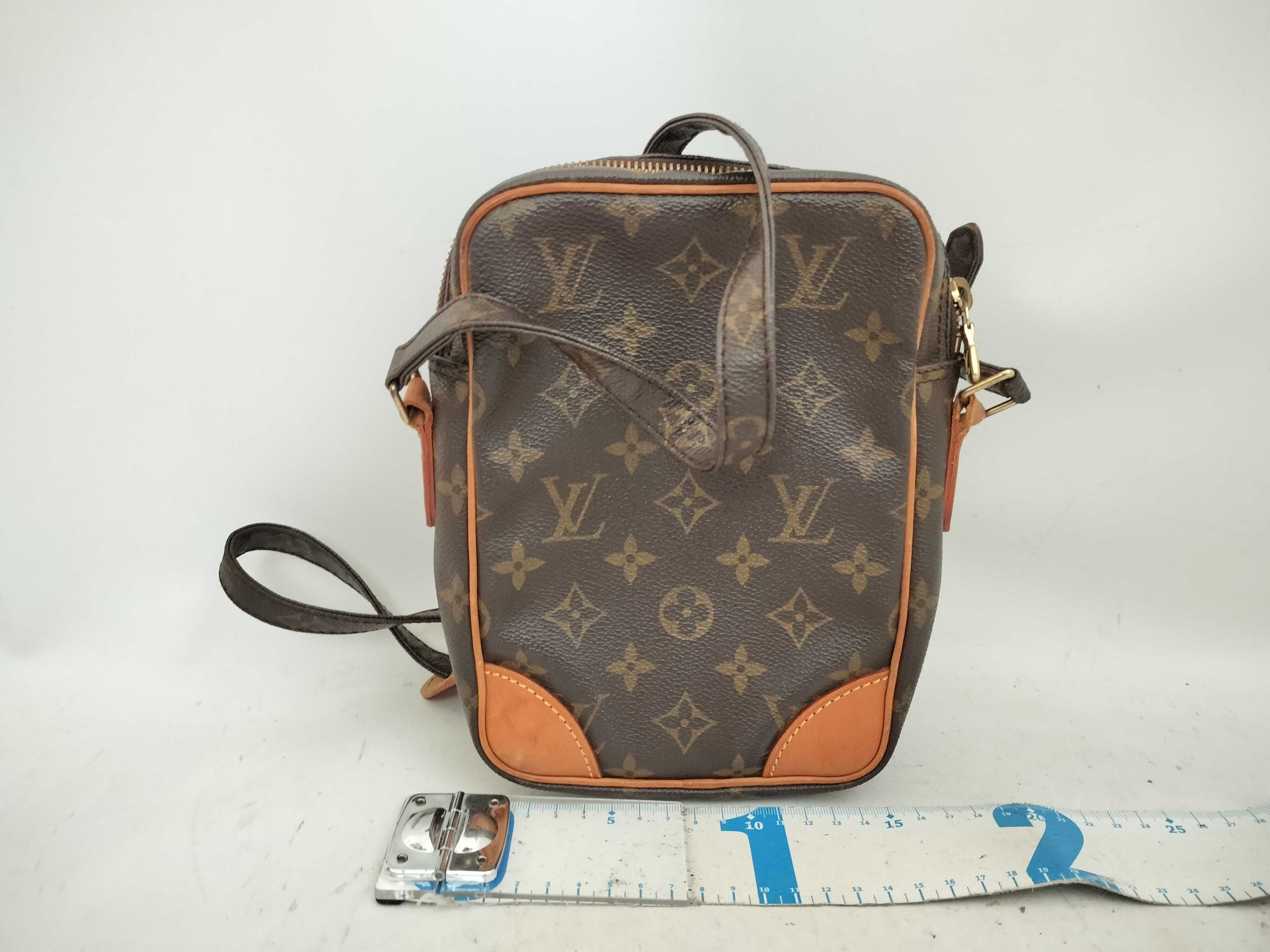 Monogram Louis Vuitton Danube Shoulder Bag (VO8785) Shoulder Bag — view 2