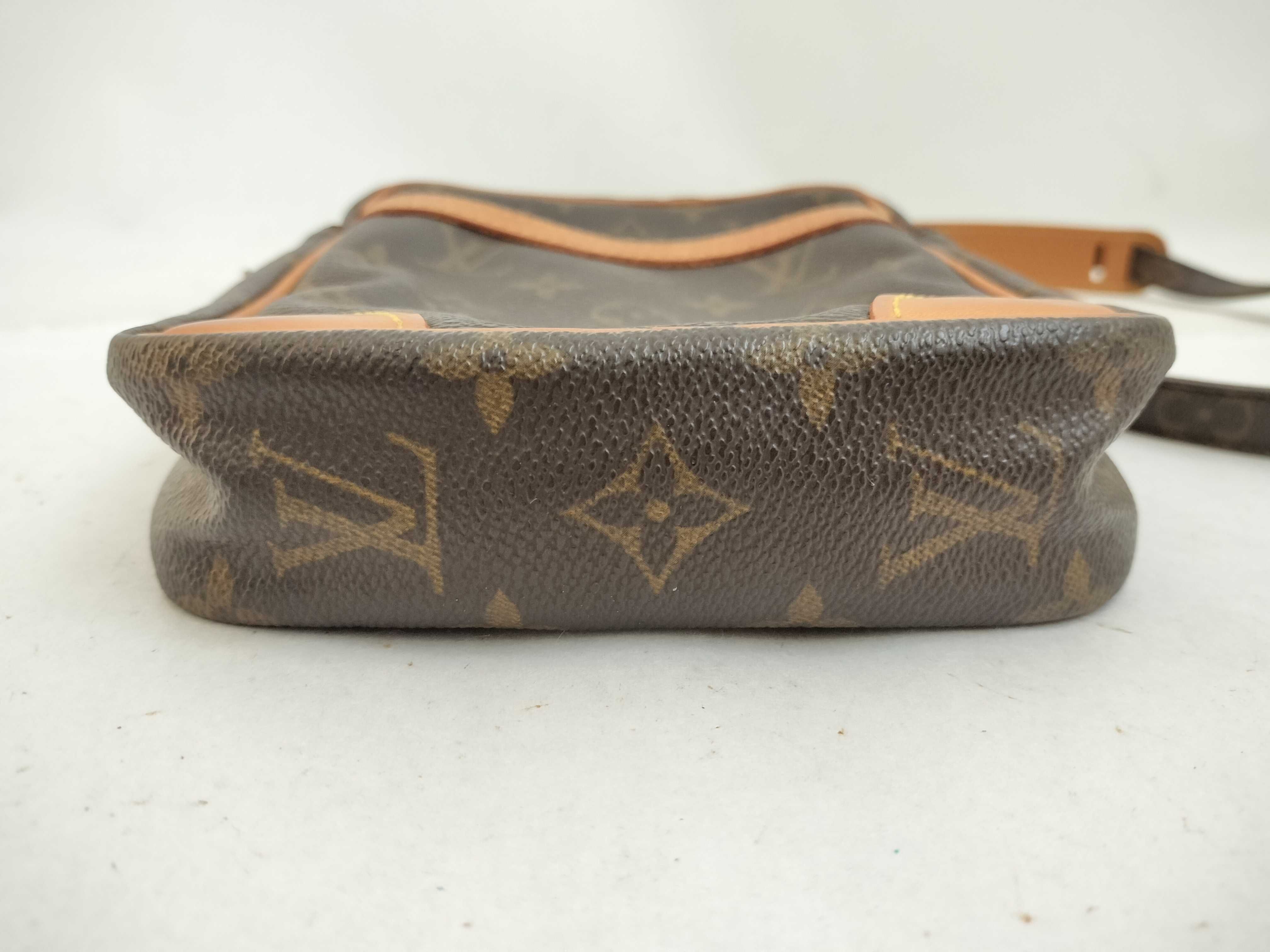Monogram Louis Vuitton Danube Shoulder Bag (VO8785) Shoulder Bag — view 8