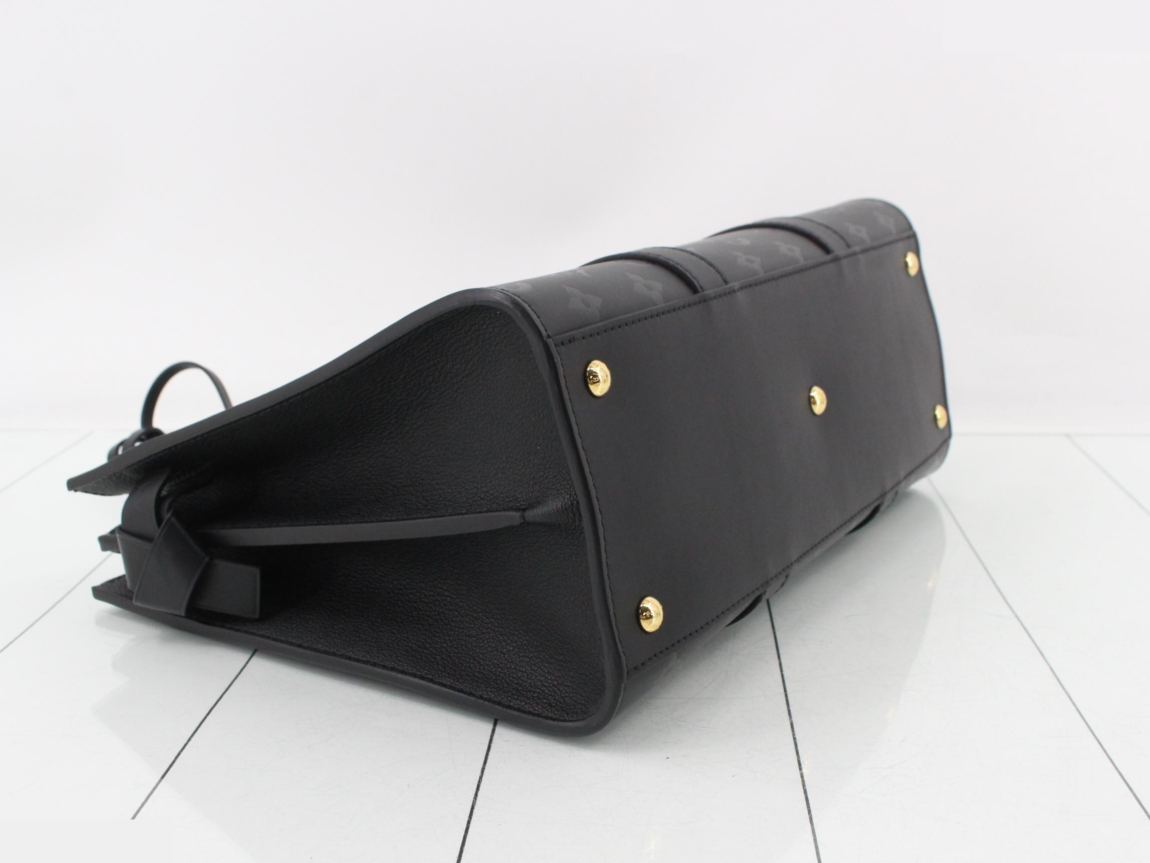 Very Tote GM Noir DR4107 RFID (Includes dust bag, strap, and key) — view 5