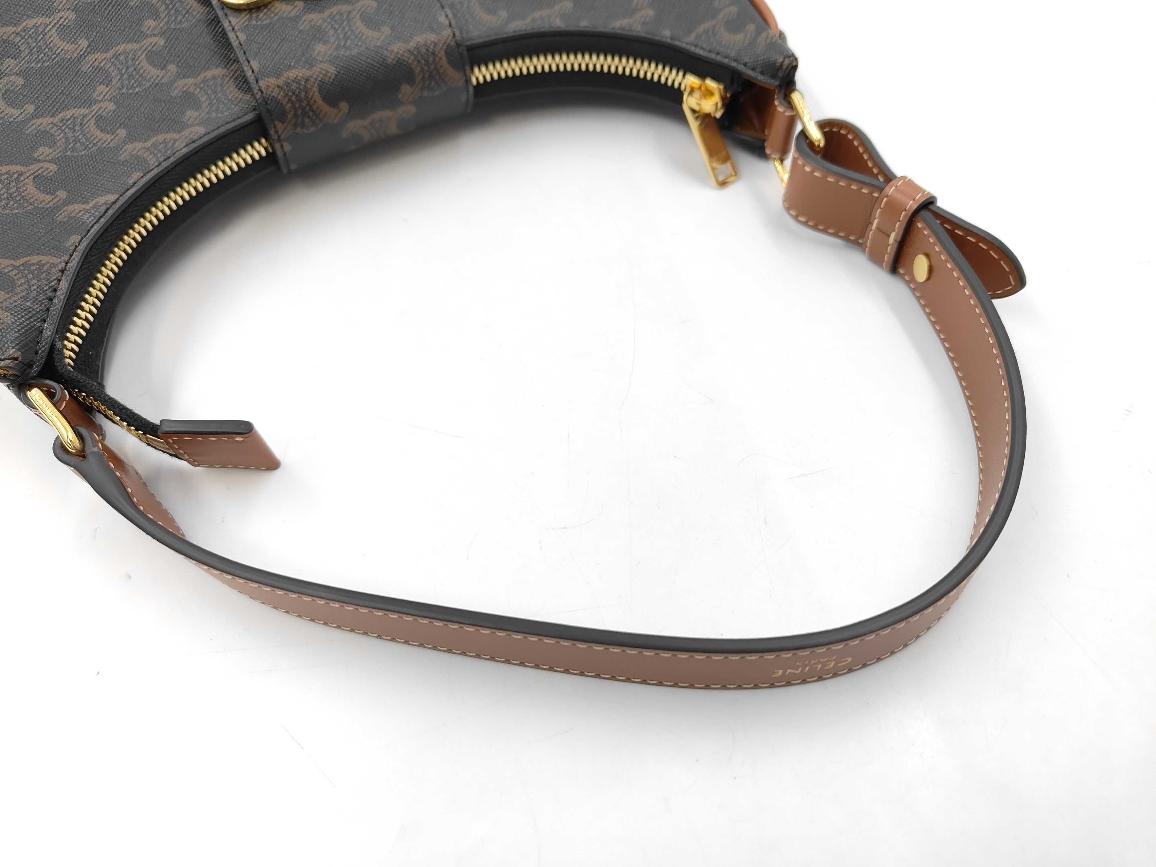 AVA Triomphe Medium Shoulder Bag — view 4