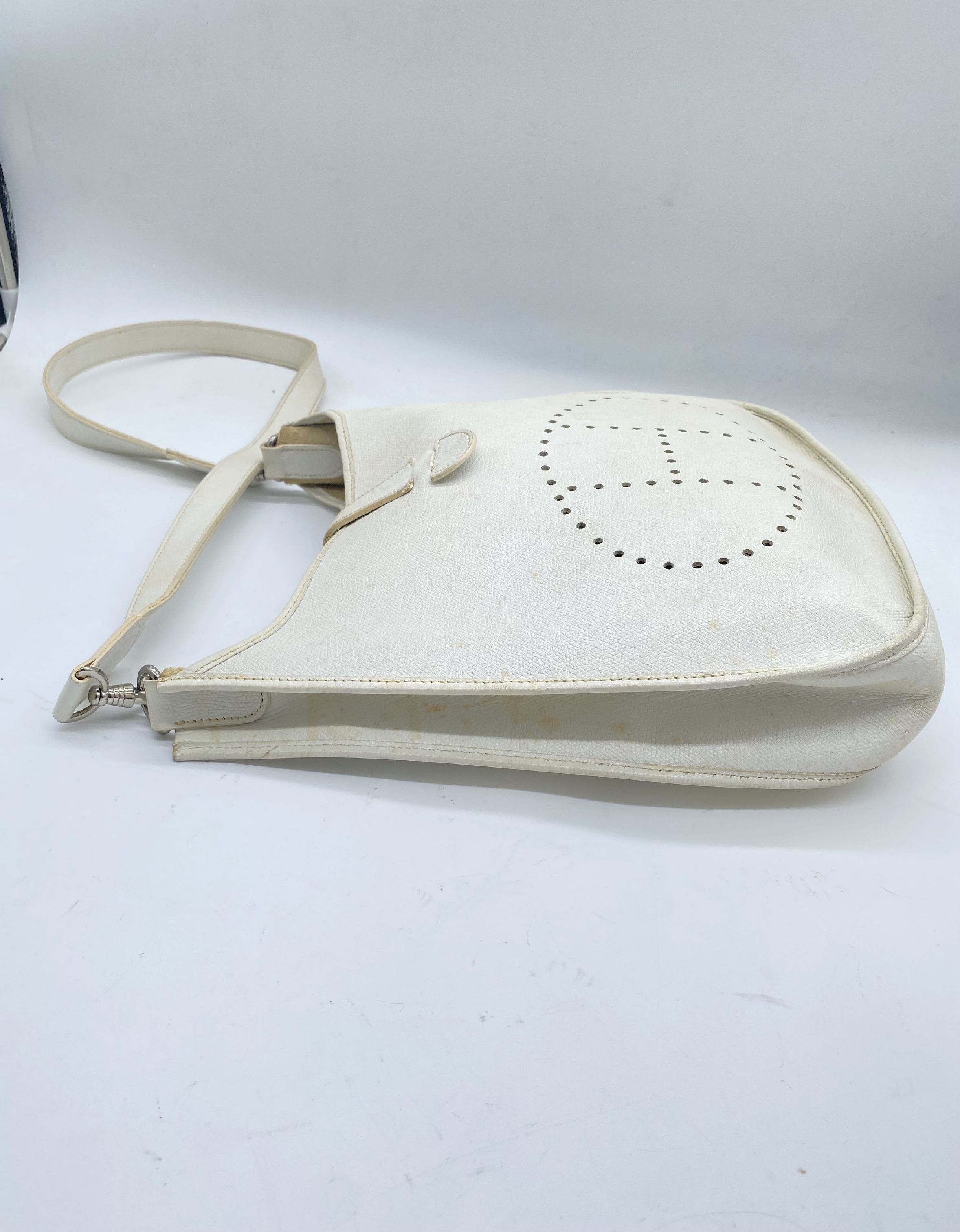 High-Class Evelyne Shoulder Bag — view 3