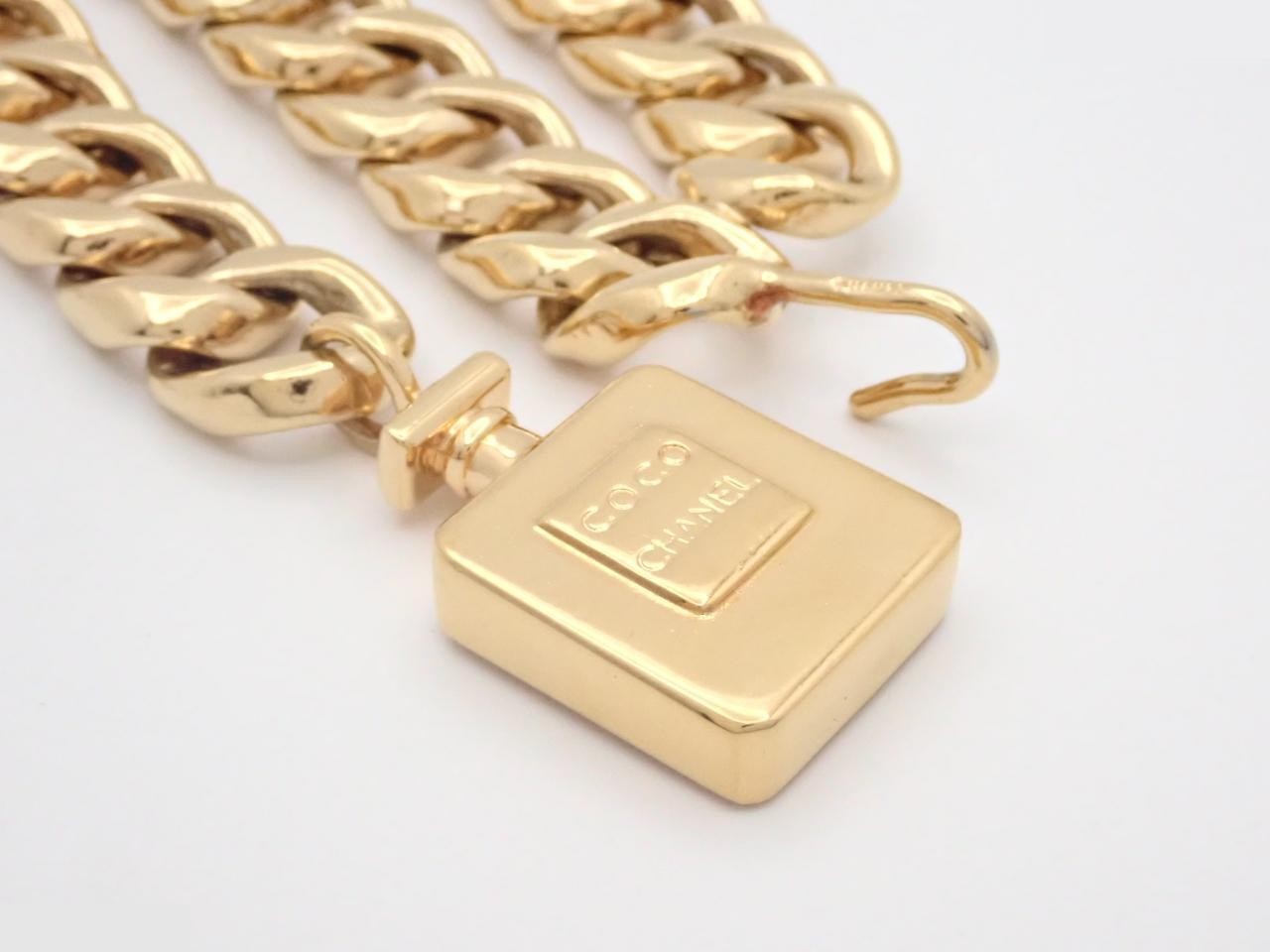 Perfume bottle chain belt with engraving, approximately 90cm in length. — view 3