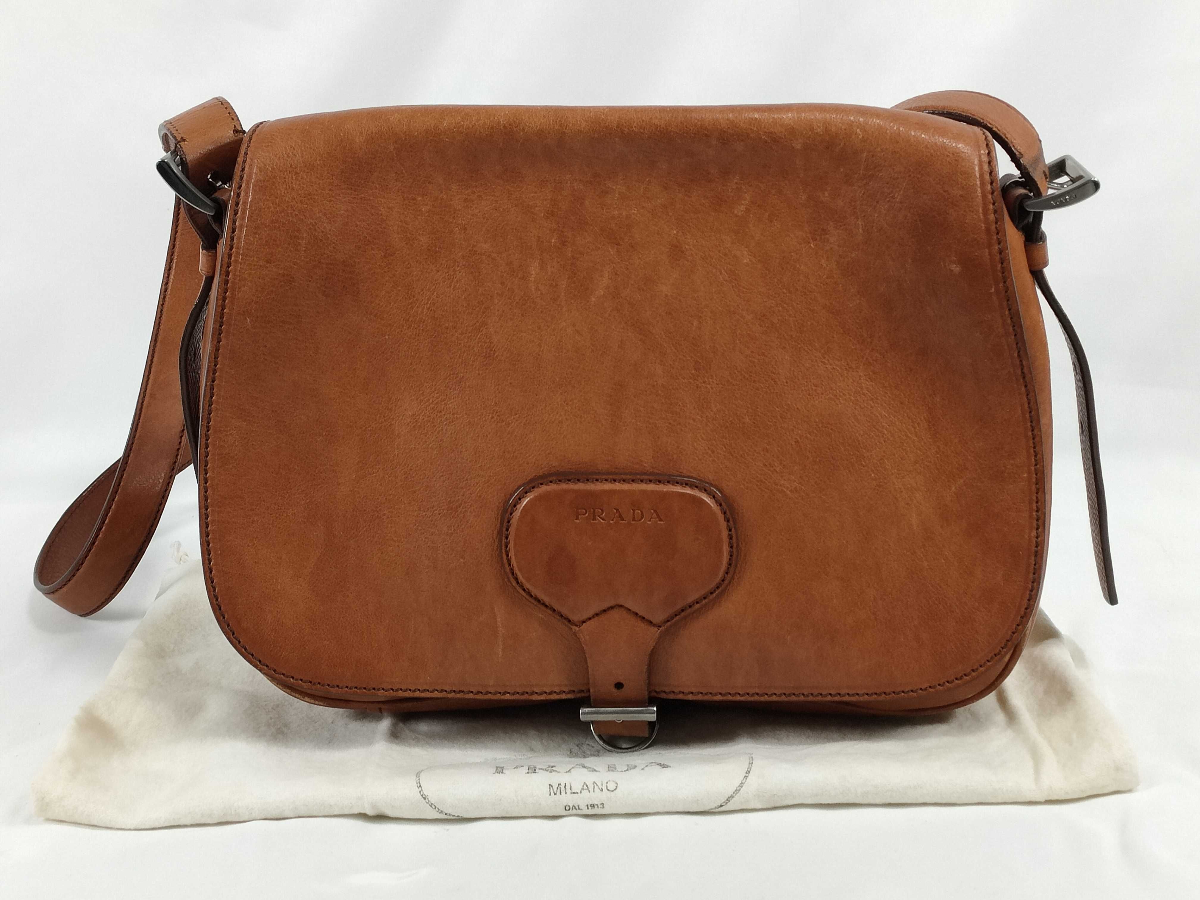 shoulder bag