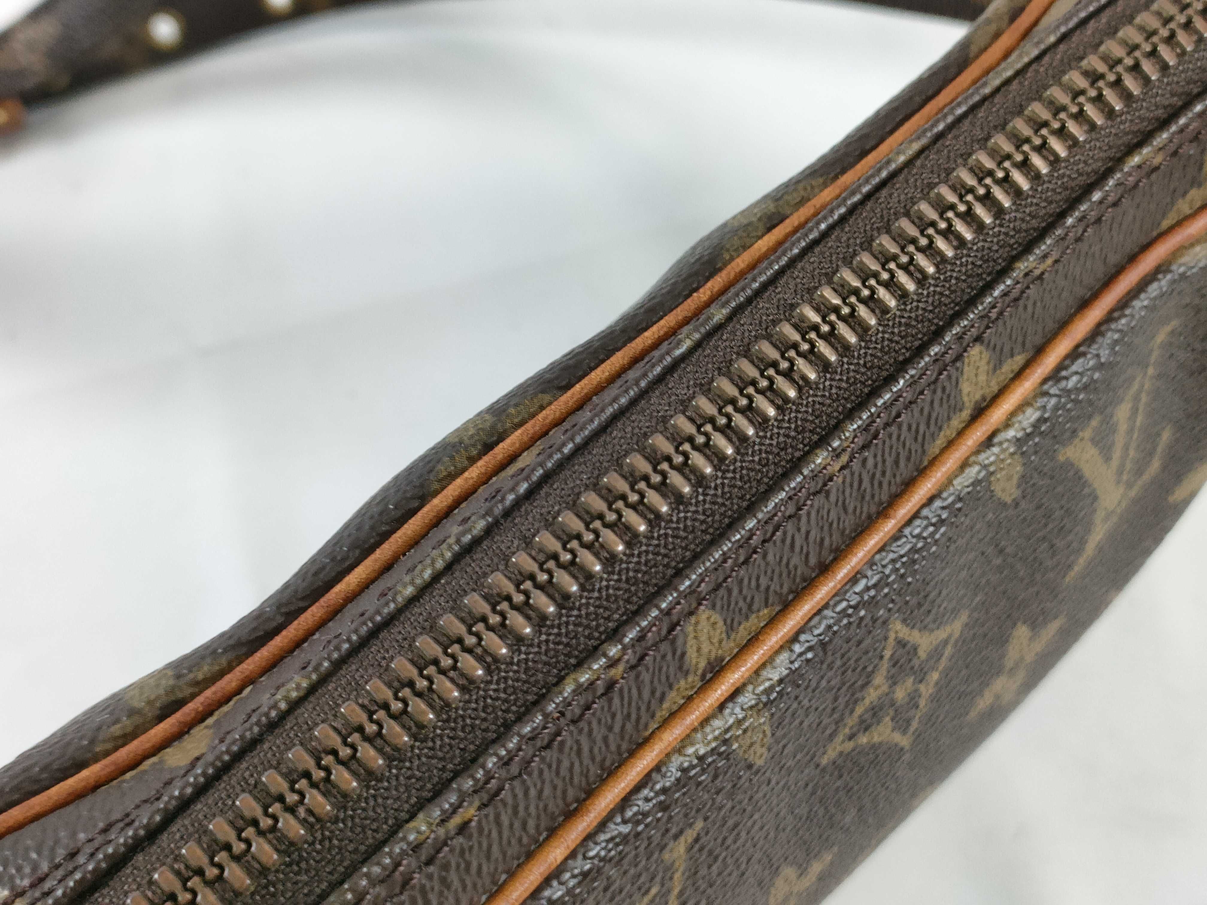 Monogram Louis Vuitton Monogram Shoulder Bag Pochette Marly Bandoulière M51828 Shoulder Bag — view 9