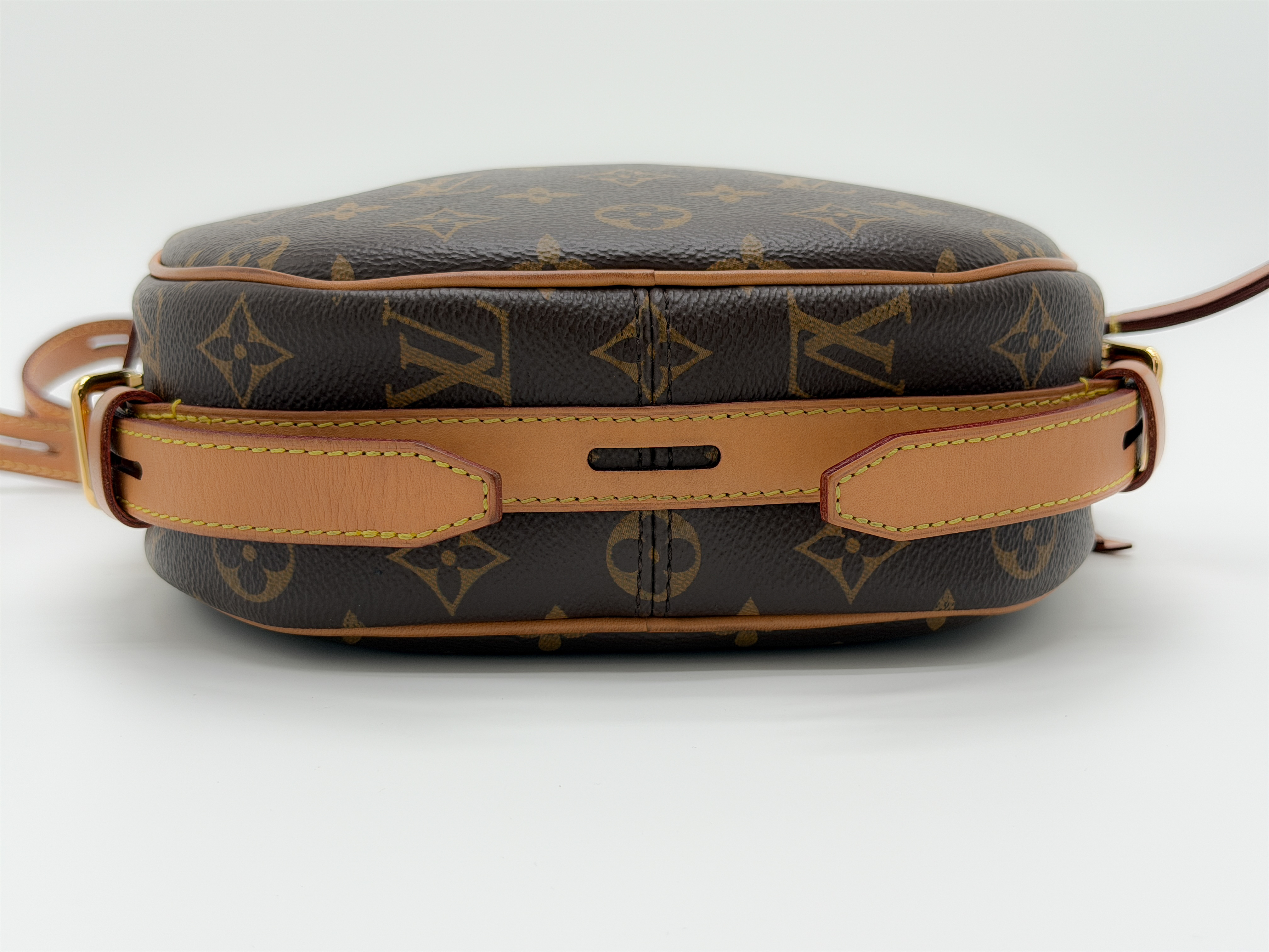 Monogram M45647 Boite Chapeau Spool MM PL3199 Shoulder Bag — view 8