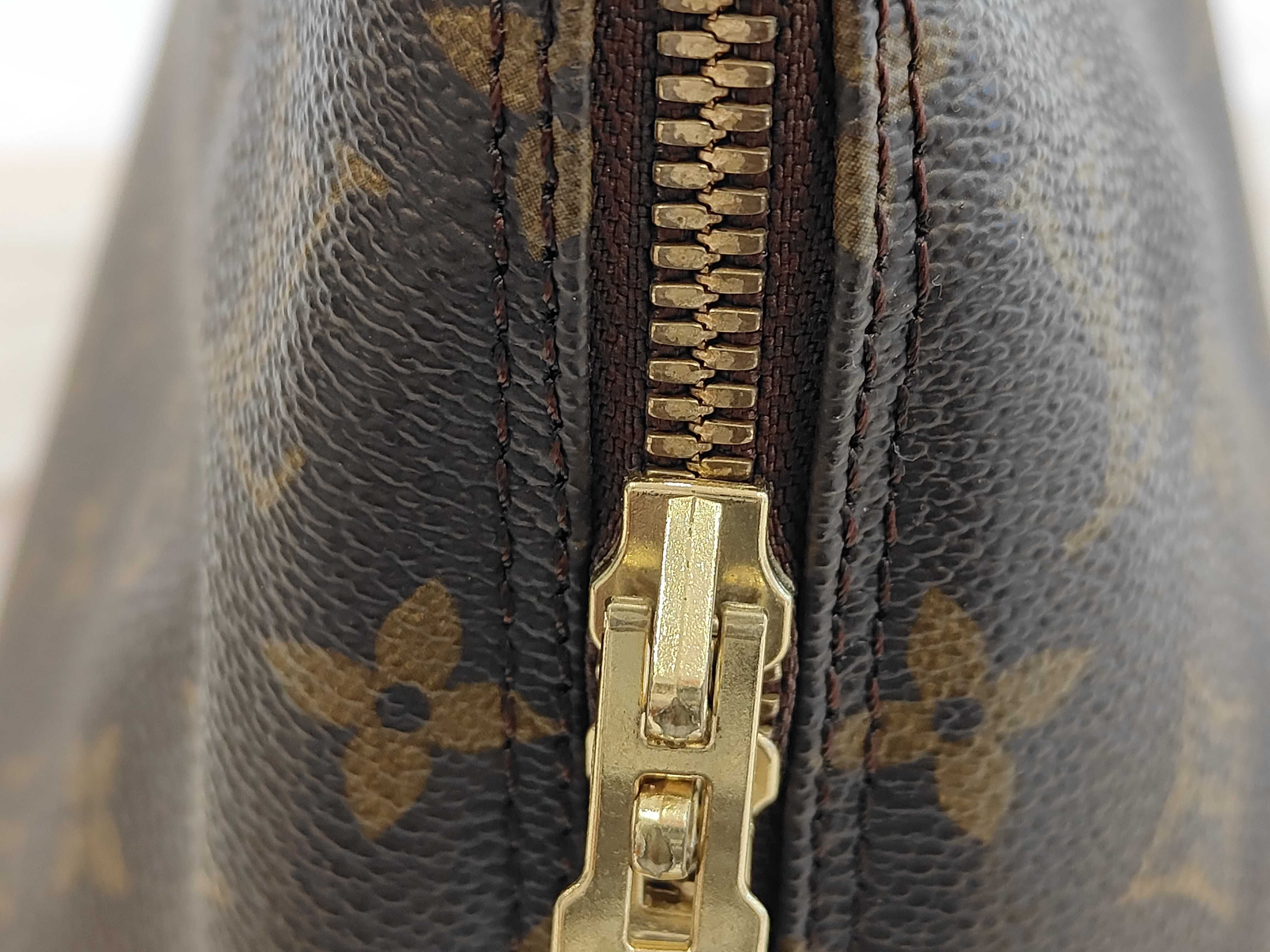 Monogram M40878 Alma MM Handbag — view 11