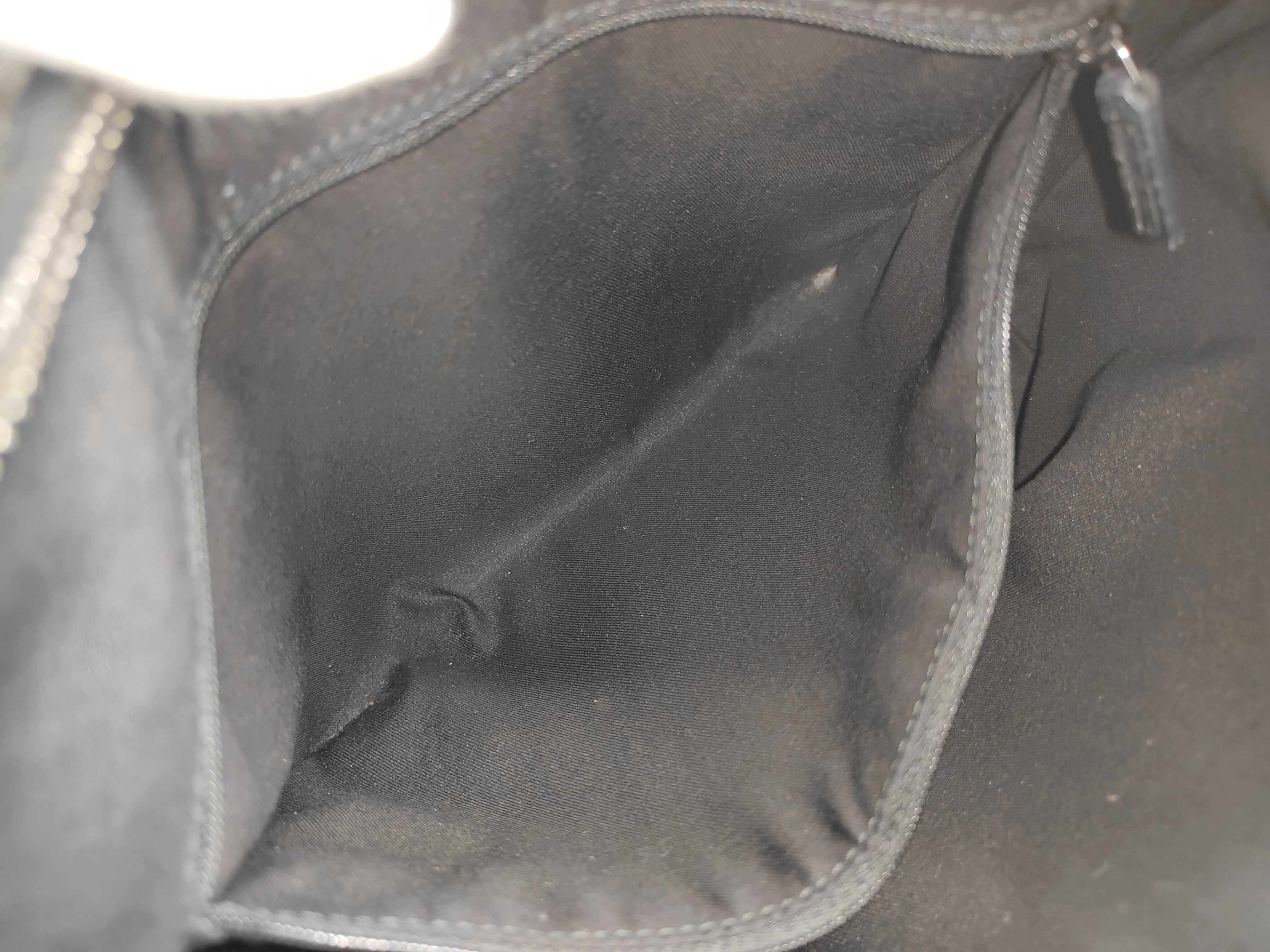 GG Canvas Black One-Shoulder Bag — view 12